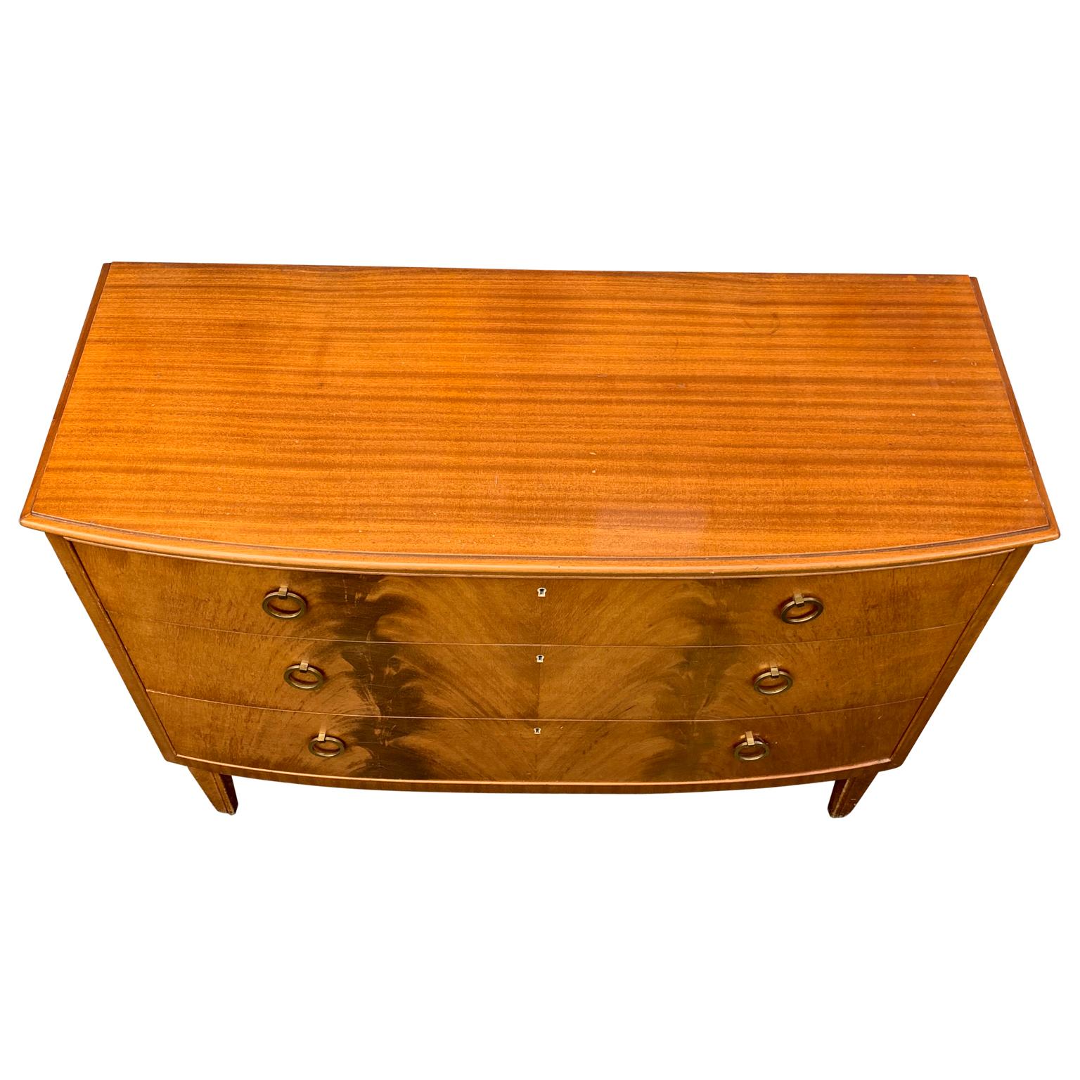 20th Century Swedish Midcentury 3-Drawer Chest with Light Mahogany Veneer and Curved Front
