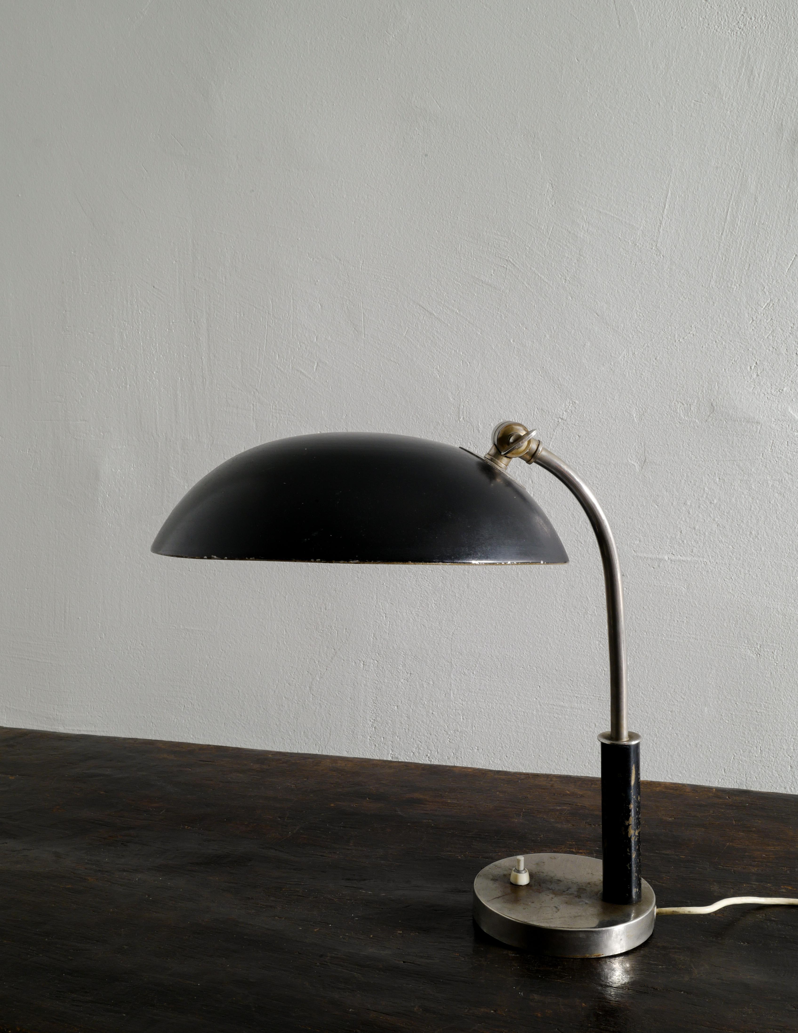 Mid-20th Century Swedish Mid-Century Art Déco Table Desk Lamp in Metal Produced in Sweden, 1940s