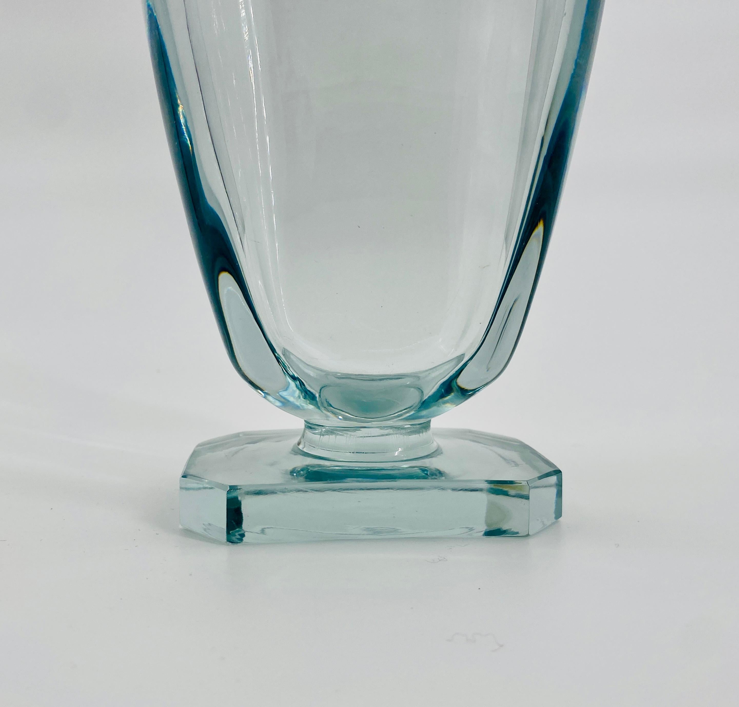 Vase en verre d'art suédois du milieu du siècle dernier par Stromberghytten, années 1960 Bon état - En vente à Haddonfield, NJ