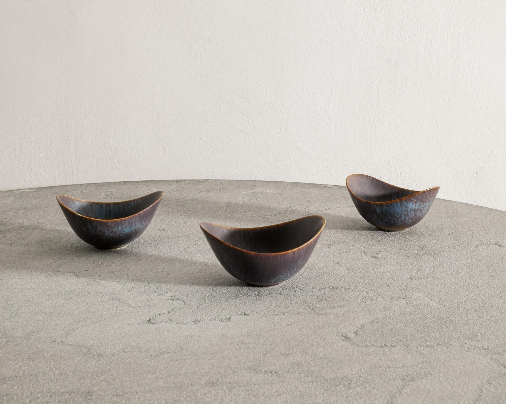 Ceramica Ciotole svedesi di metà secolo in ceramica 