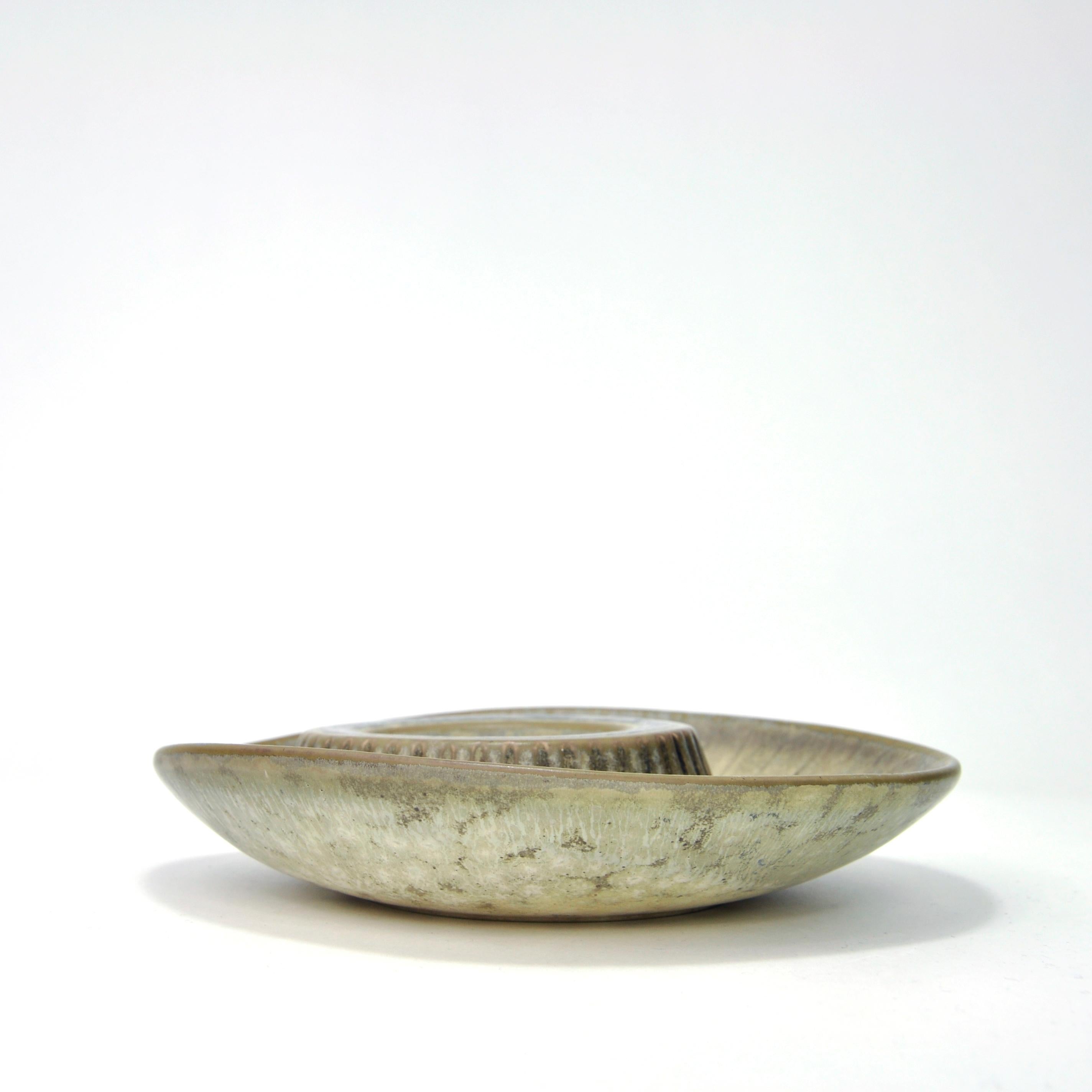 Mid-Century Modern Swedish mid-century ceramic bowl by Carl-Harry Stalhane for Rorstrand For Sale