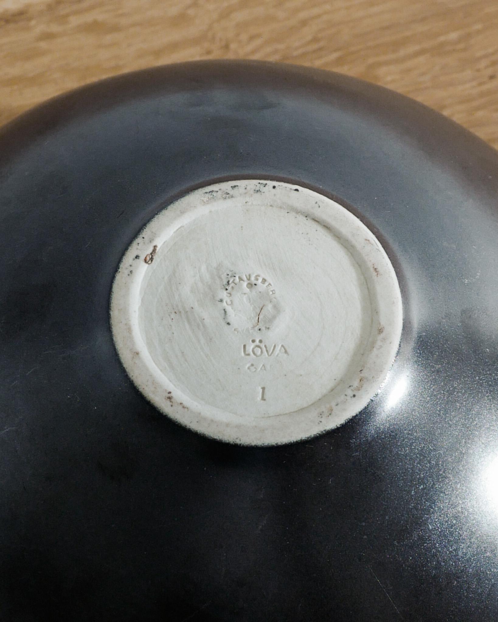 Metà XX secolo Ciotola svedese di metà secolo in ceramica di Gabi Citron-Tengborg per Gustavsberg Svezia in vendita