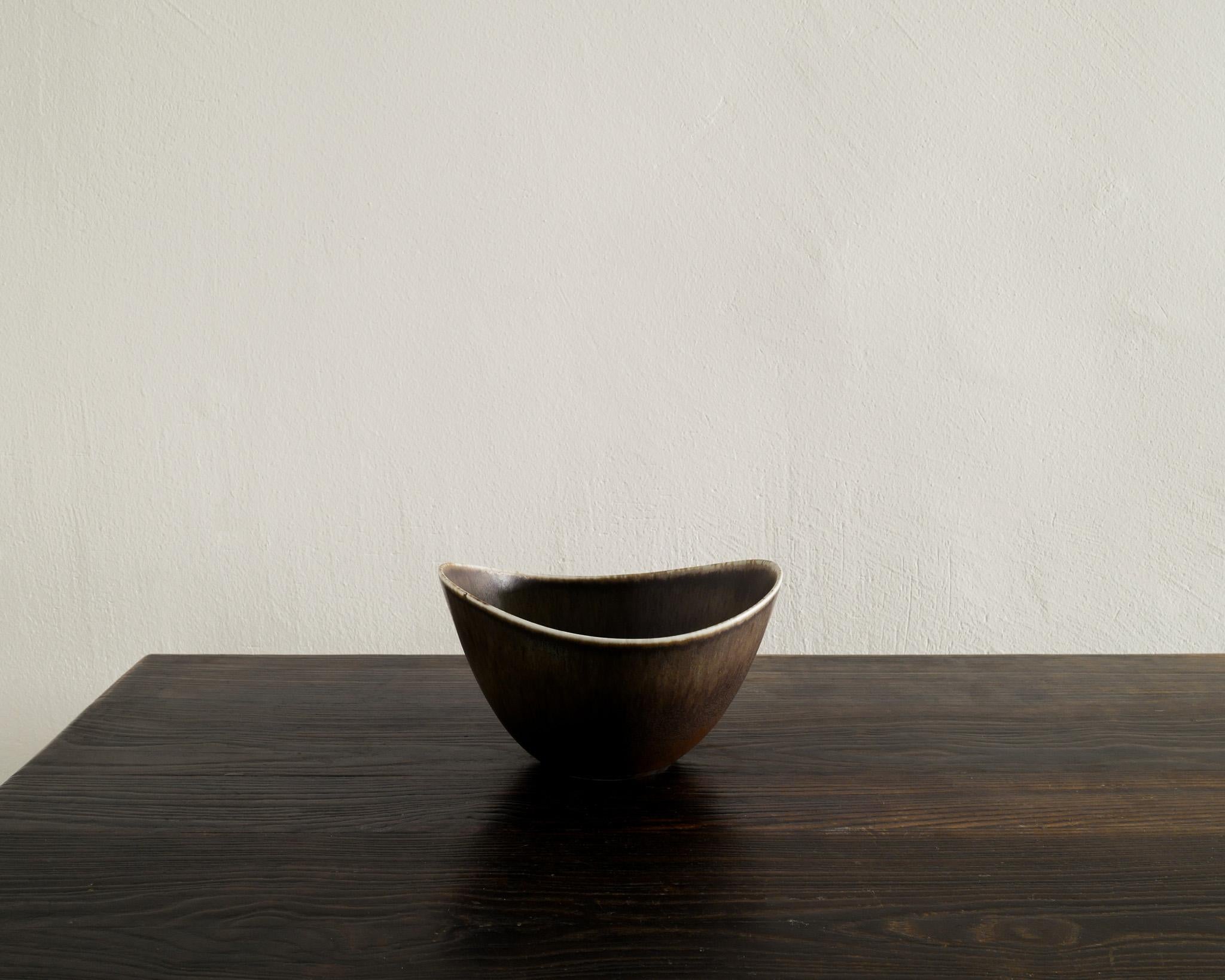 Rare and great ceramic / stoneware bowl model 