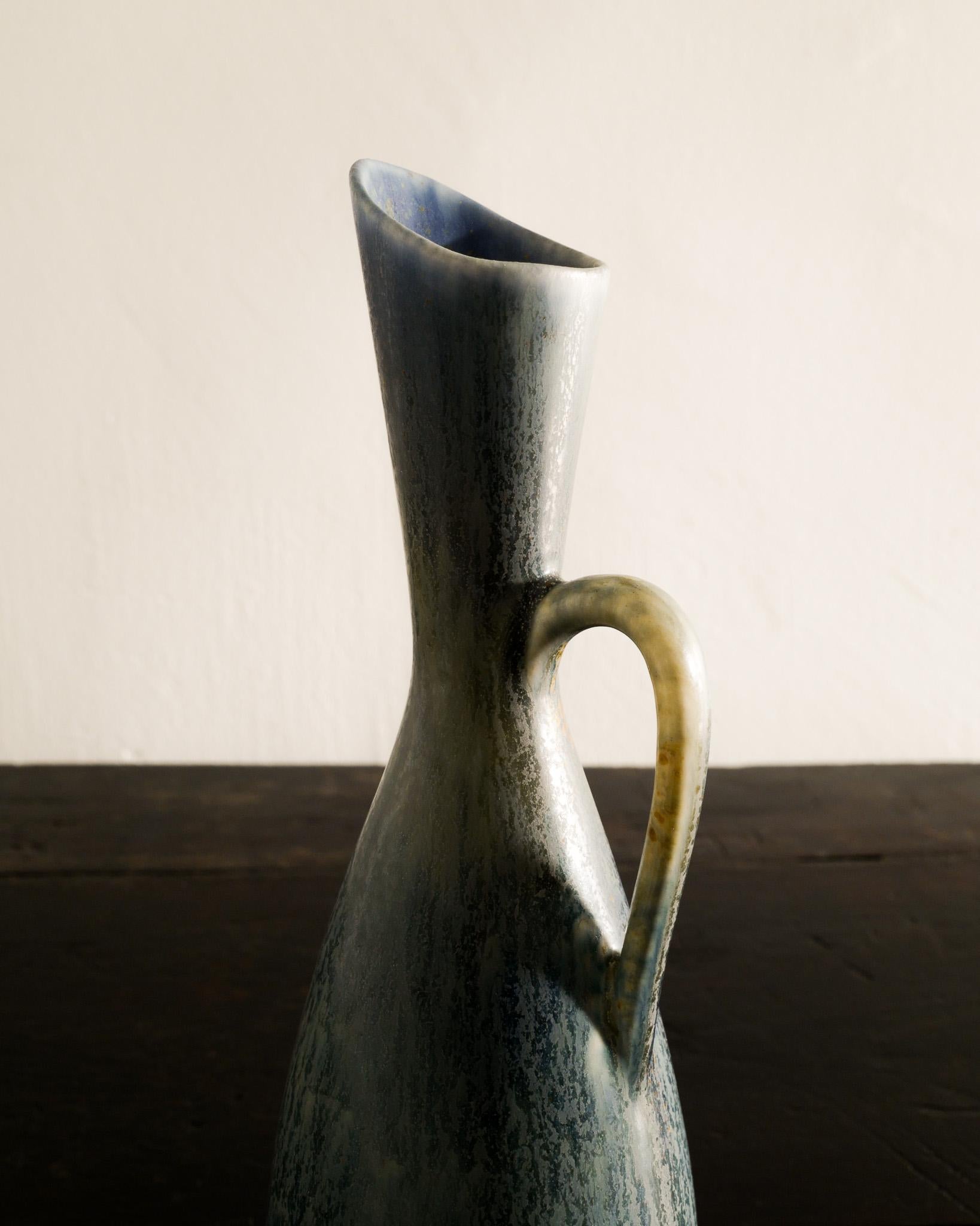 Swedish Mid Century Ceramic Pitcher by Carl-Harry Stålhane for Rörstrand, 1950s  In Good Condition For Sale In Stockholm, SE