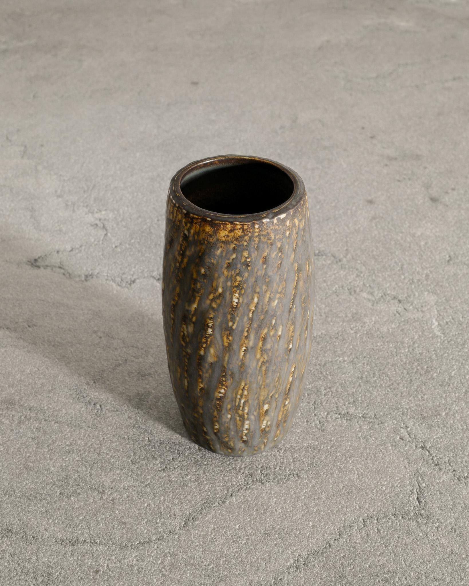 Svedese Vaso svedese di metà secolo in ceramica 