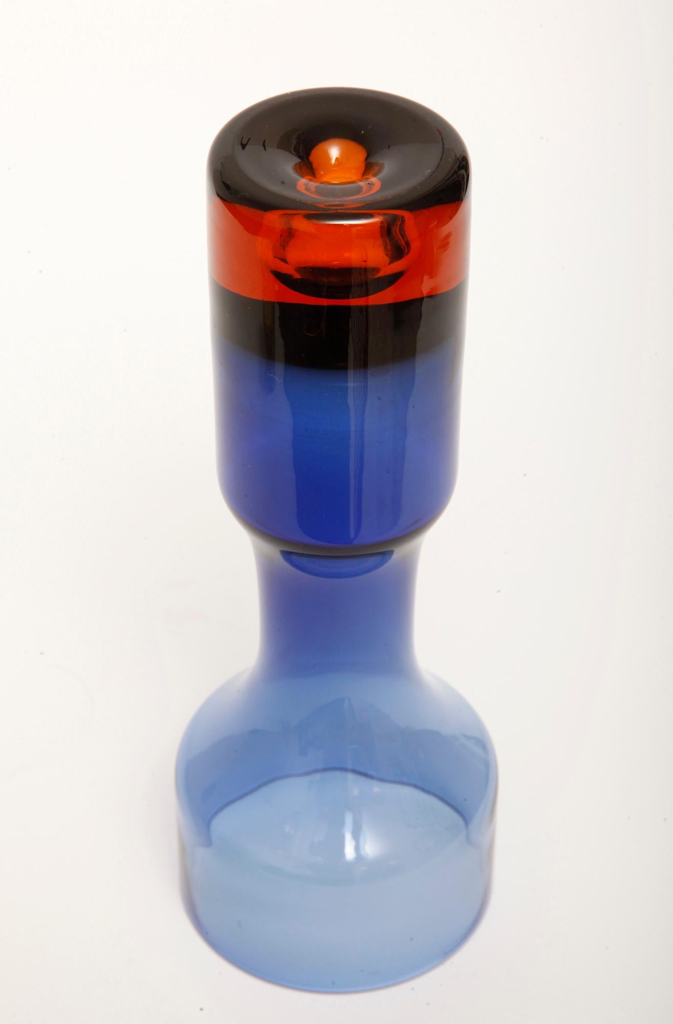 Swedish Midcentury Dark Blue Toned Glass Vase by Bo Borgström for Aseda im Angebot 1