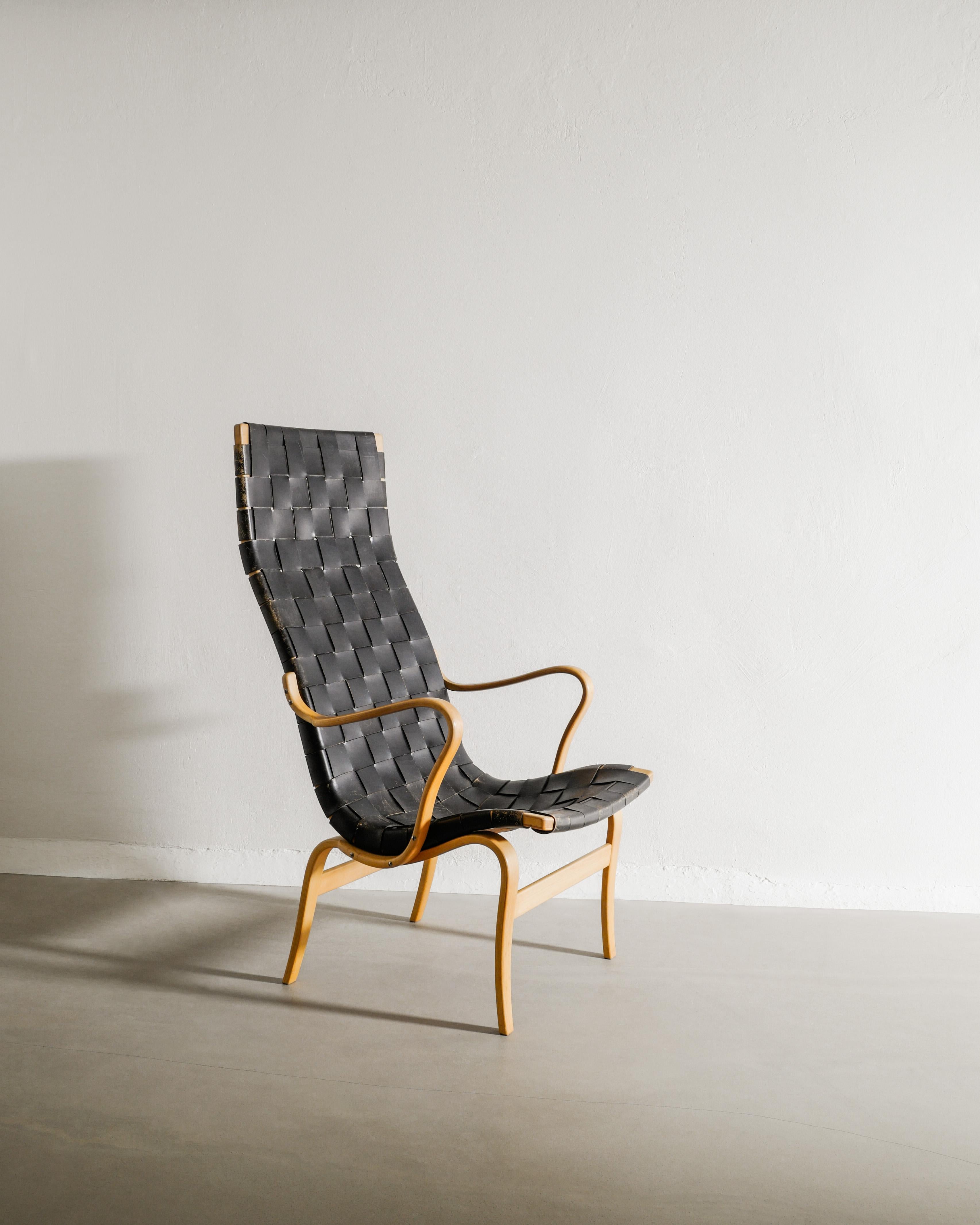 Très rare fauteuil suédois du milieu du siècle en bois 