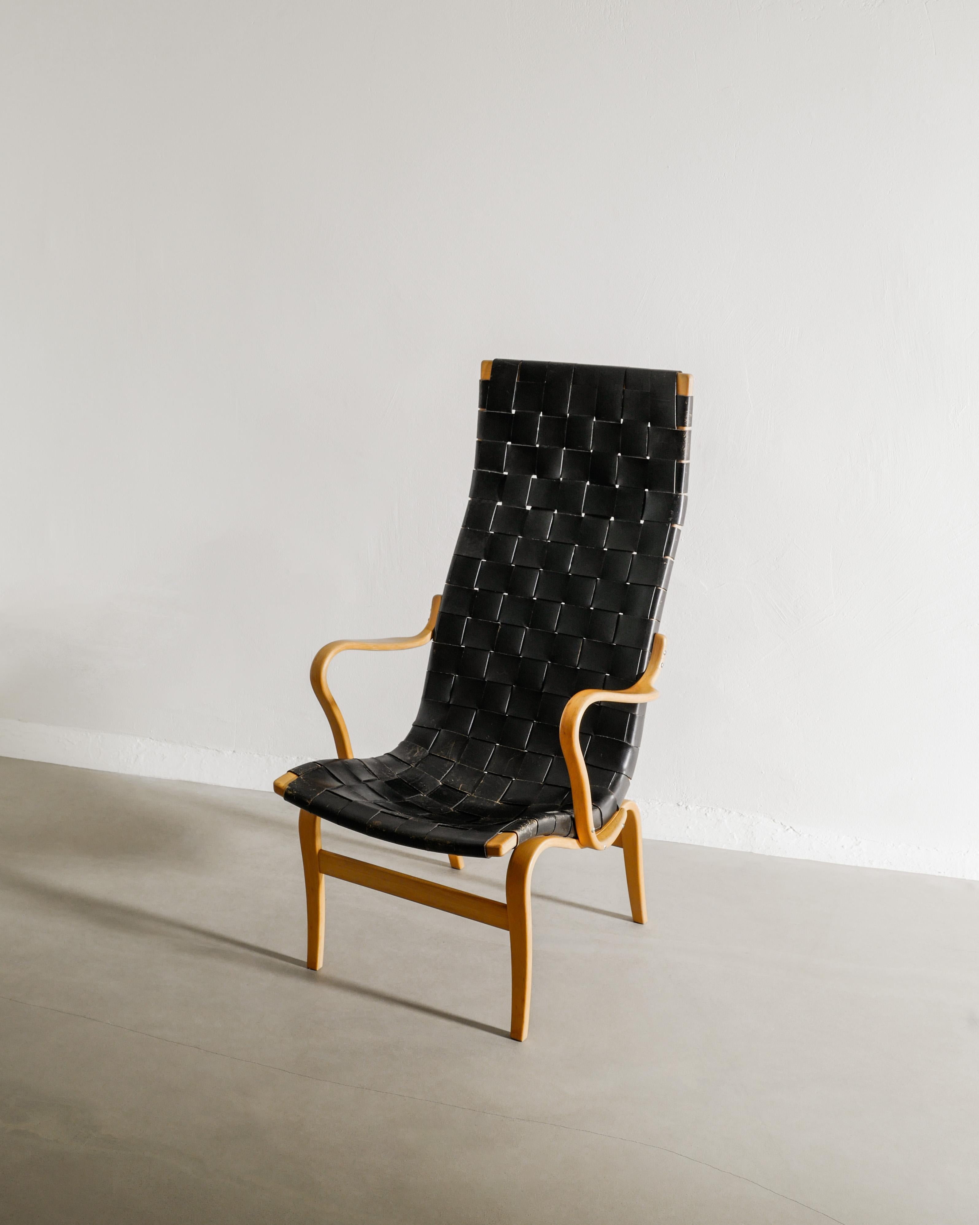 Suédois Fauteuil suédois du milieu du siècle 