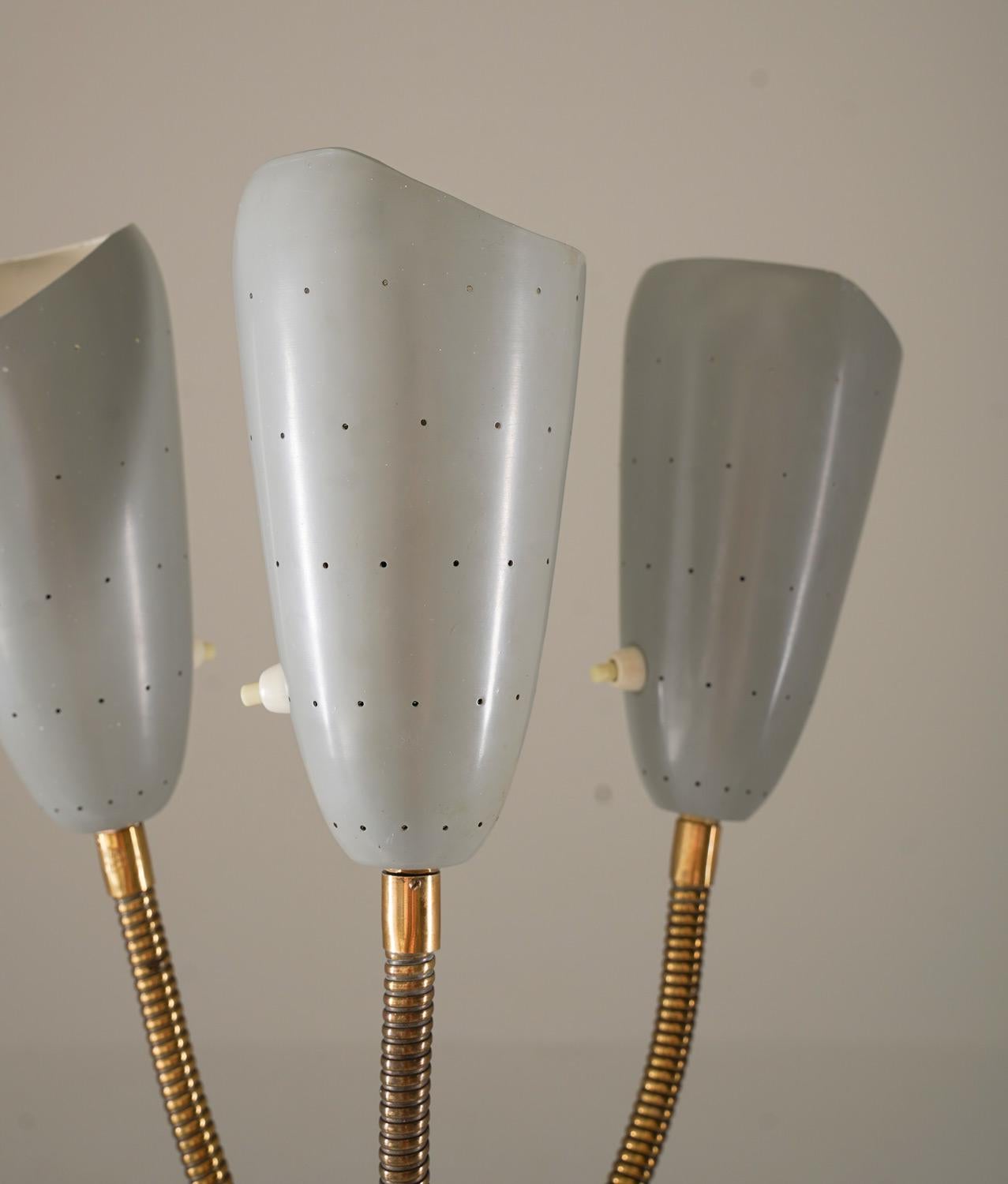 Svedese Lampada da terra svedese del metà secolo in vendita