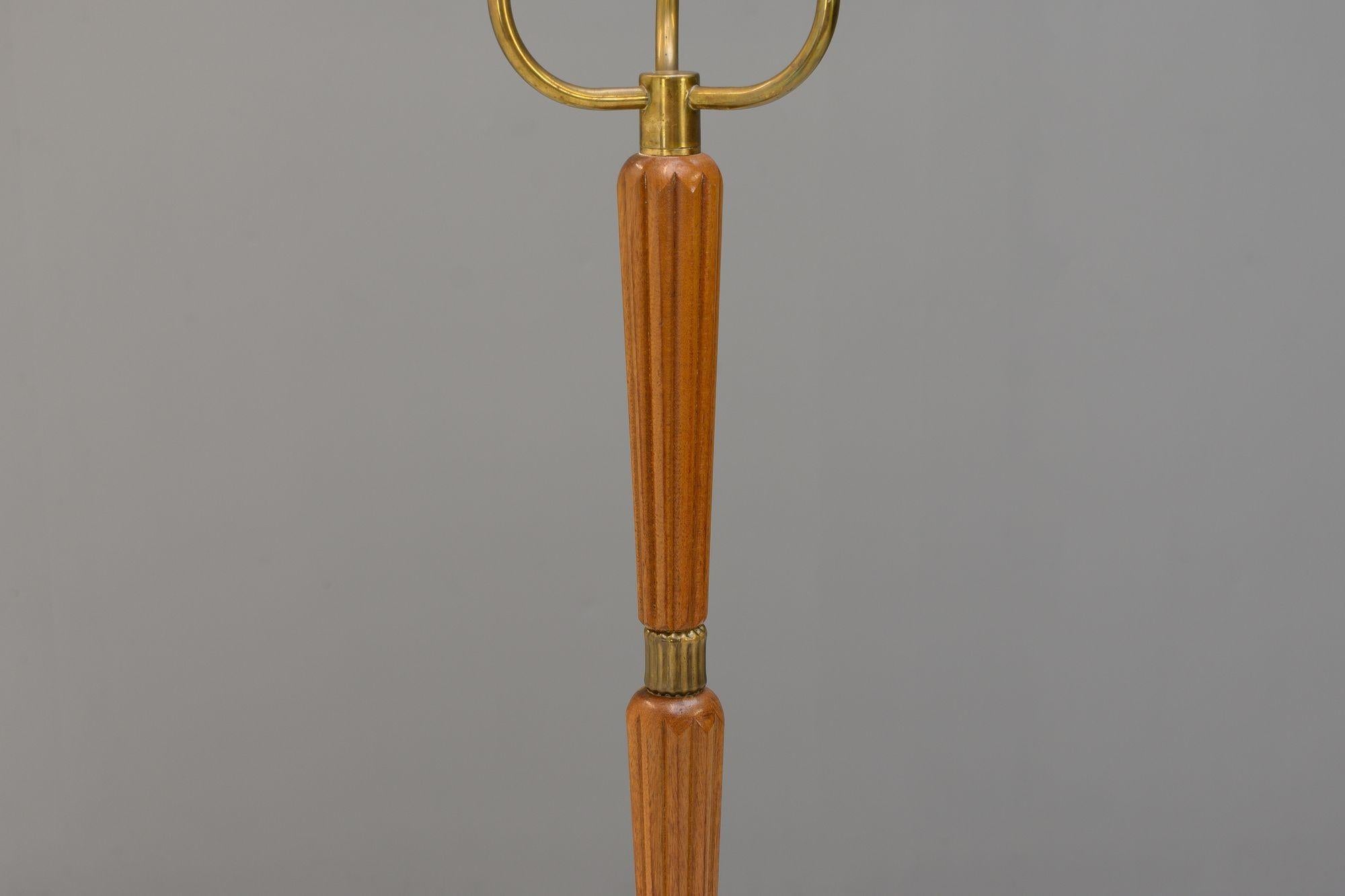 Lampada da terra svedese di metà secolo in vendita 1
