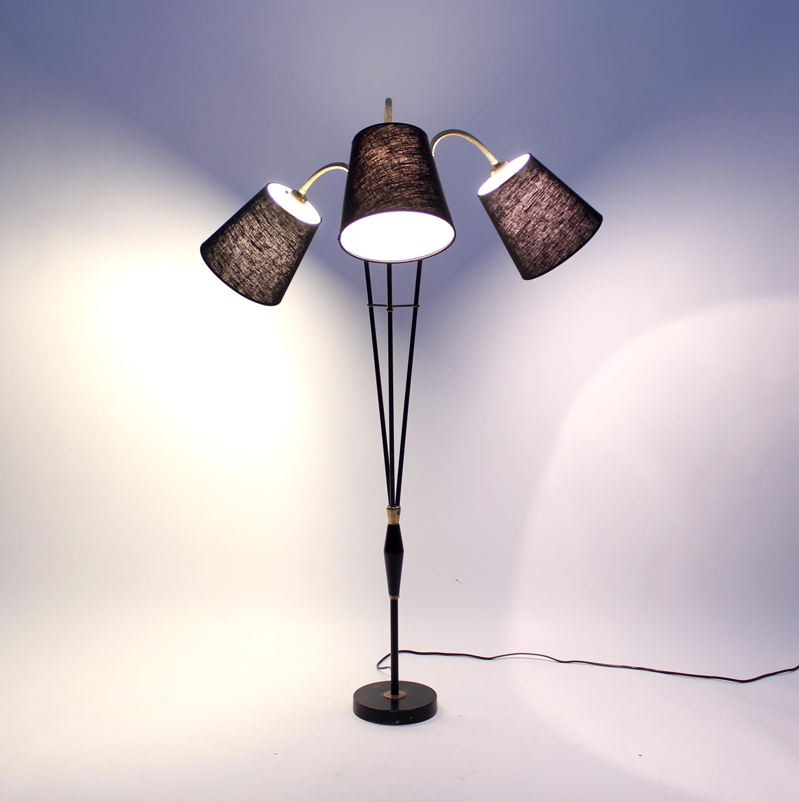 Scandinavian Modern Swedish mid-century floor lamp with 3 lights, 1950s For Sale