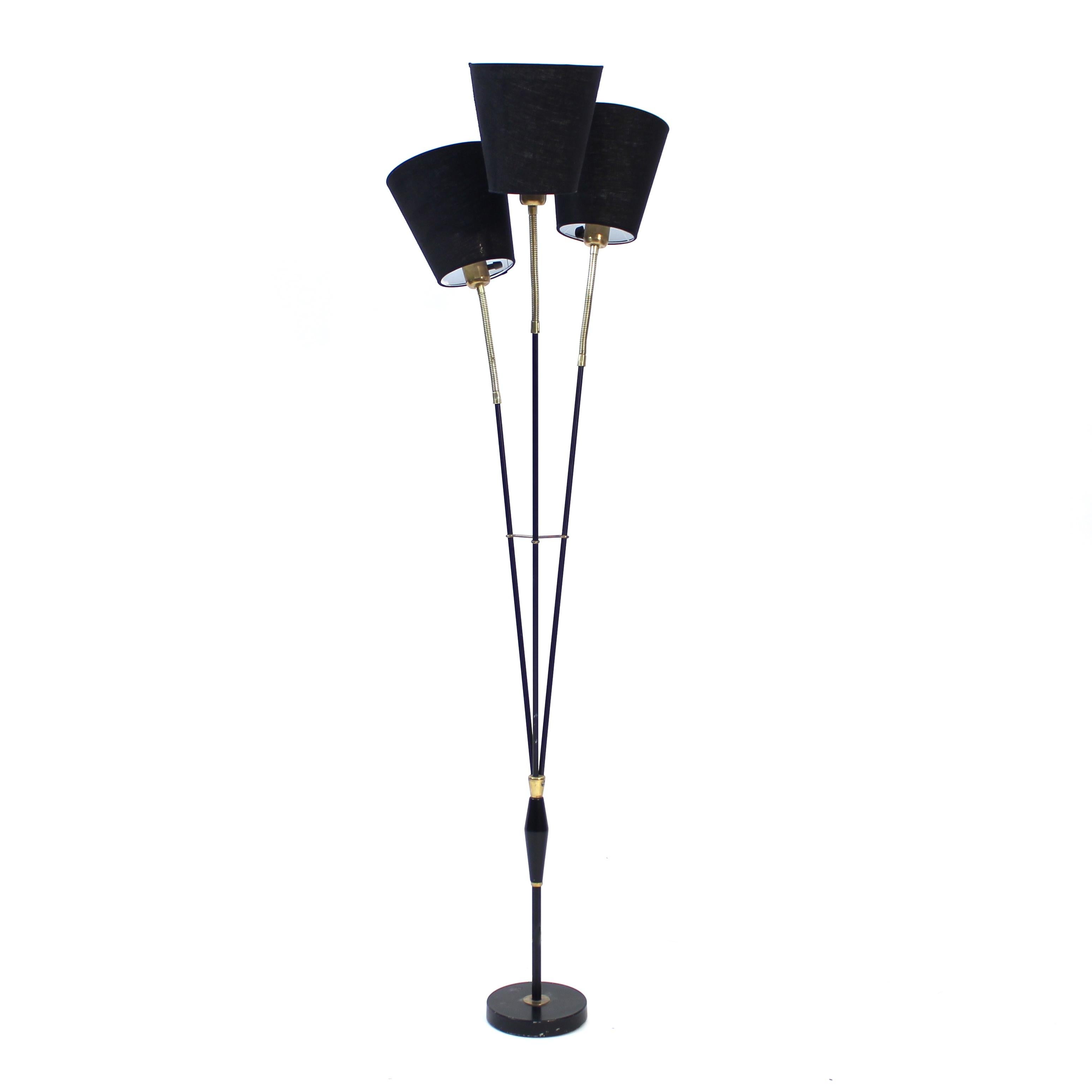 Swedish mid-century floor lamp with 3 lights, 1950s In Good Condition For Sale In Uppsala, SE