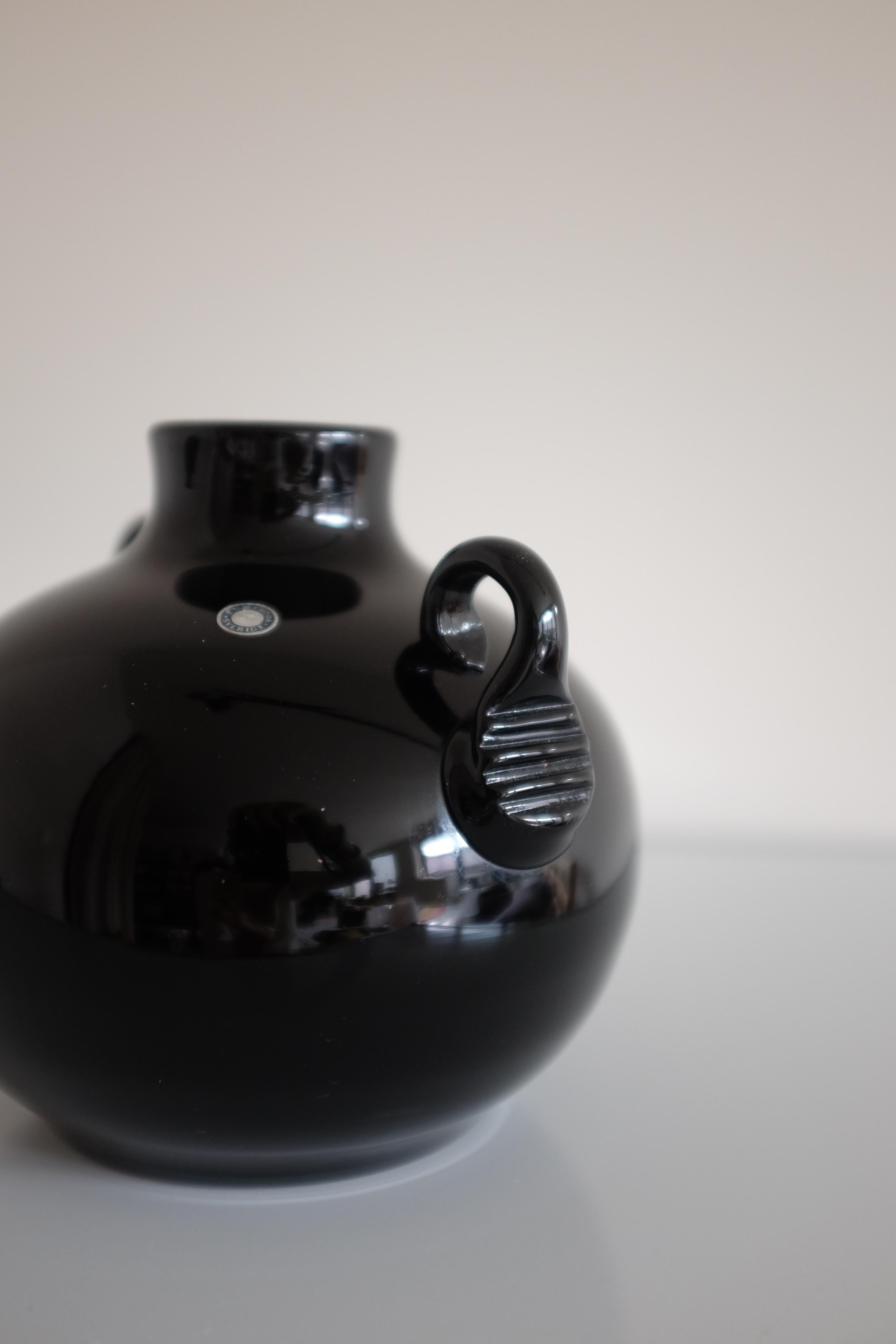 Scandinavian Modern Swedish Mid-century Glass Vase by Emmaboda For Sale