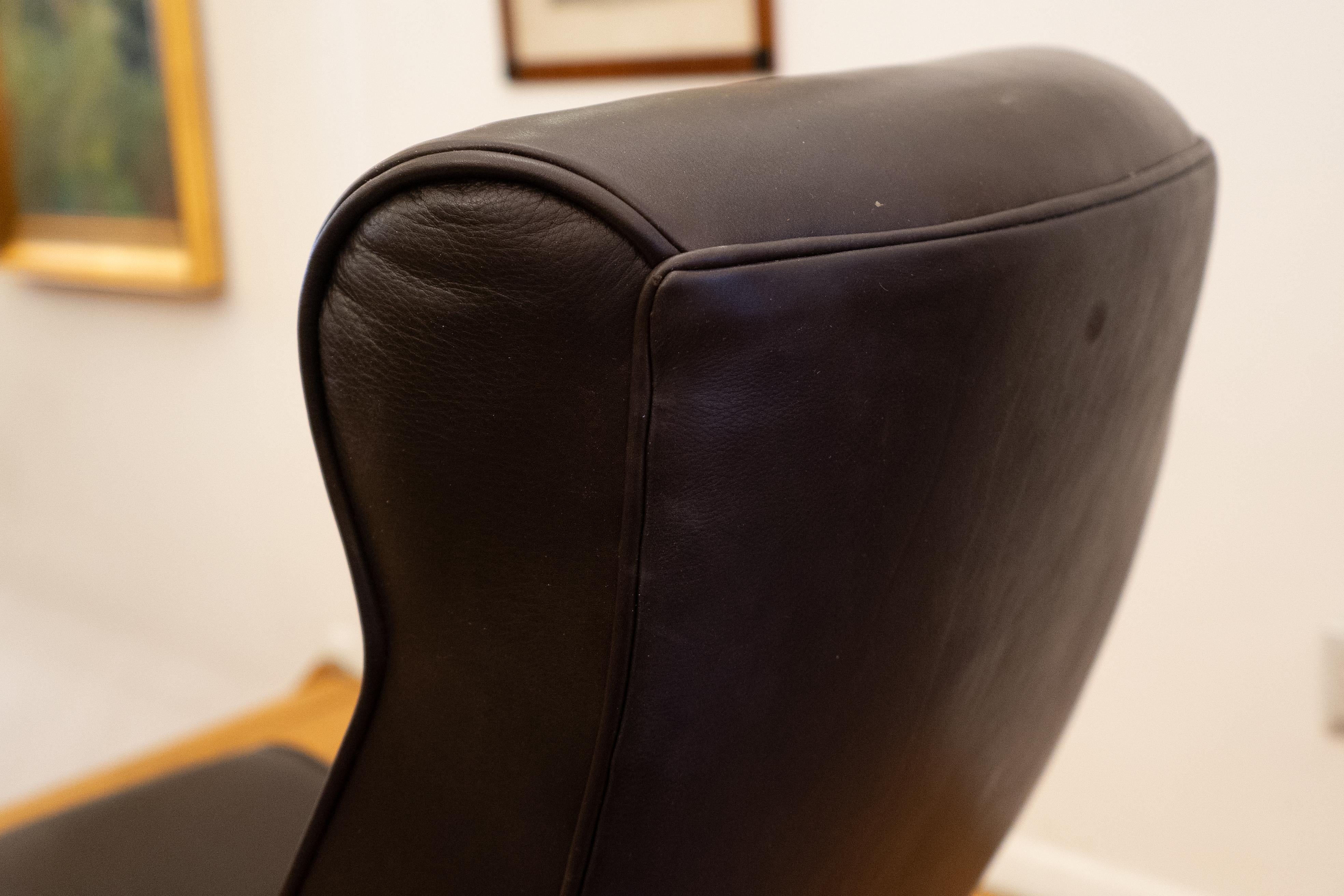 Silla de salón sueca de mediados de siglo en venta 6