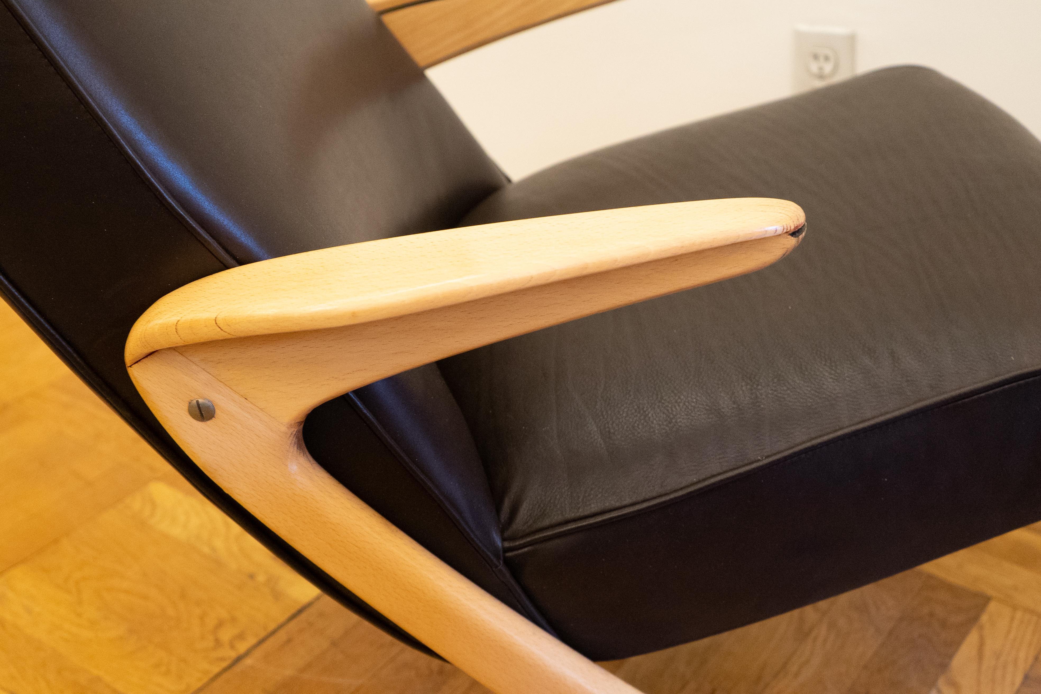 Chaise longue suédoise du milieu du siècle en vente 1