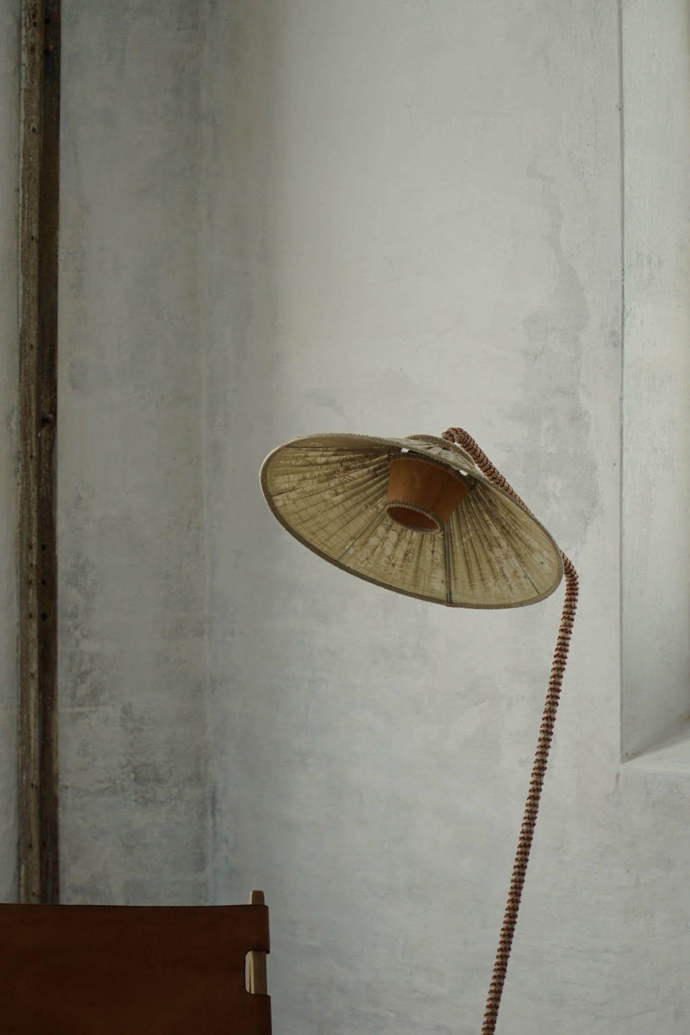 Swedish Mid Century Modern, A Sculptural Floor Lamp in Textile & Teak, 1950s In Fair Condition In Odense, DK