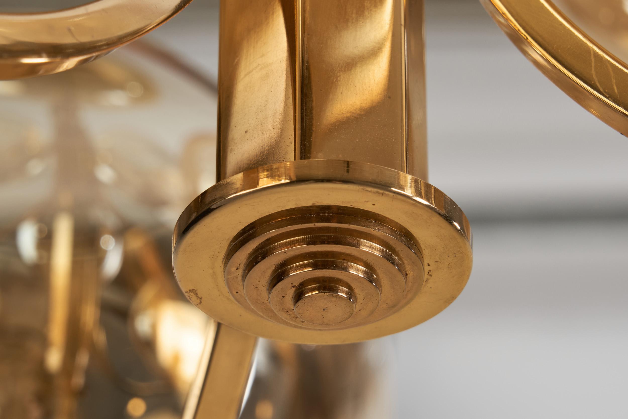 Lampadario svedese a 9 bracci in ottone della modernità di metà secolo, Svezia, anni '60 circa in vendita 10