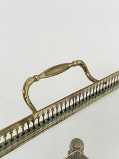 Schwedische Barwagen im Mid-Century-Modern-Stil aus Messing mit Glasplatten, die ineinander gestapelt werden können