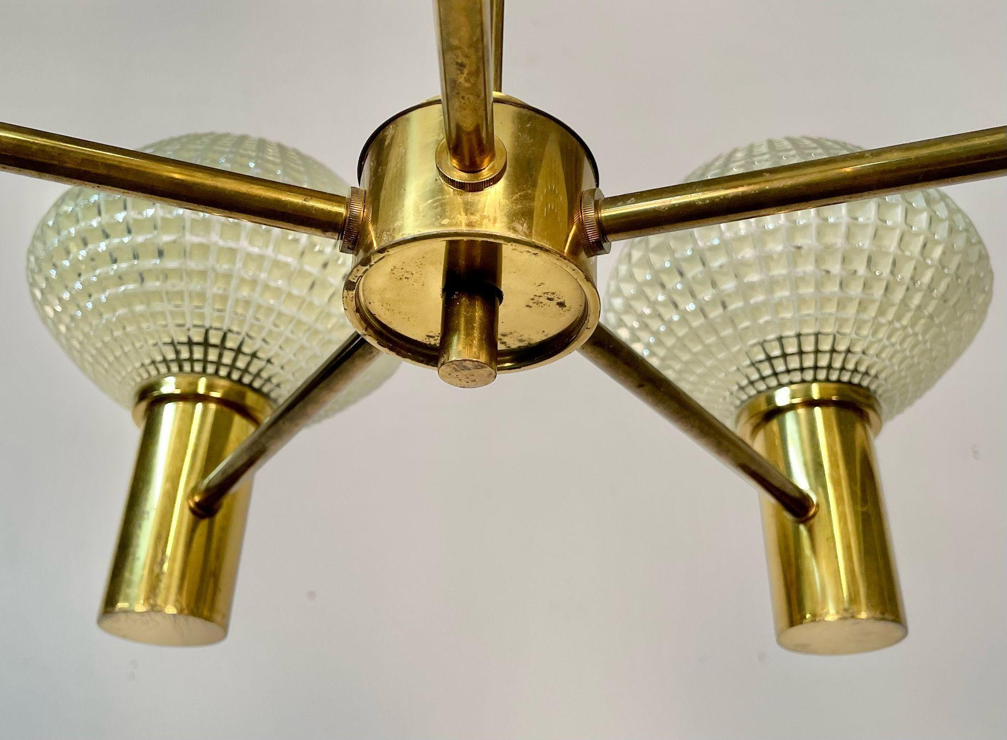 Swedish Mid-Century Modern Chandelier, Five Light, Brass and Textured Glass For Sale 11