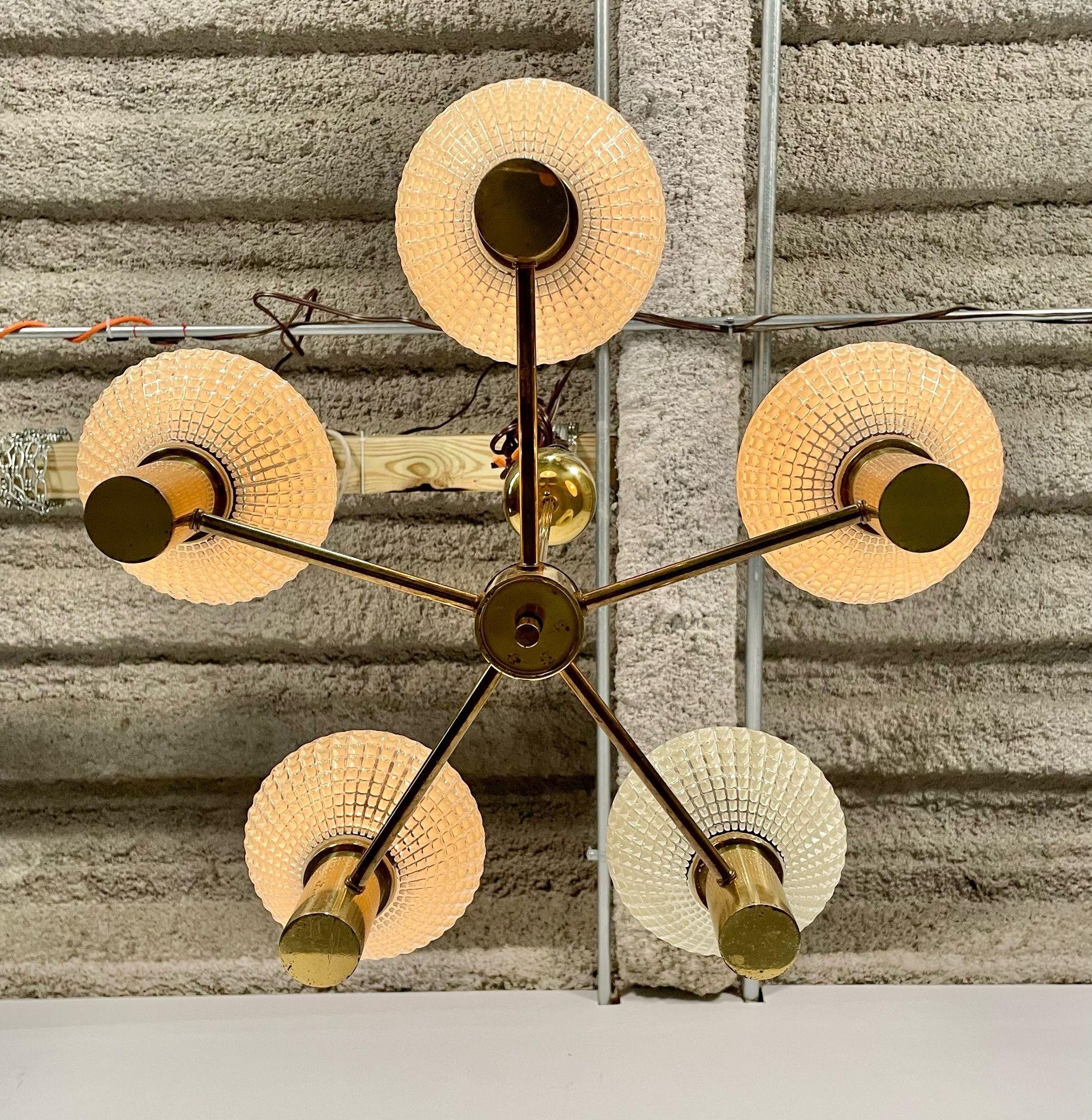 Swedish Mid-Century Modern Chandelier, Five Light, Brass and Textured Glass For Sale 16