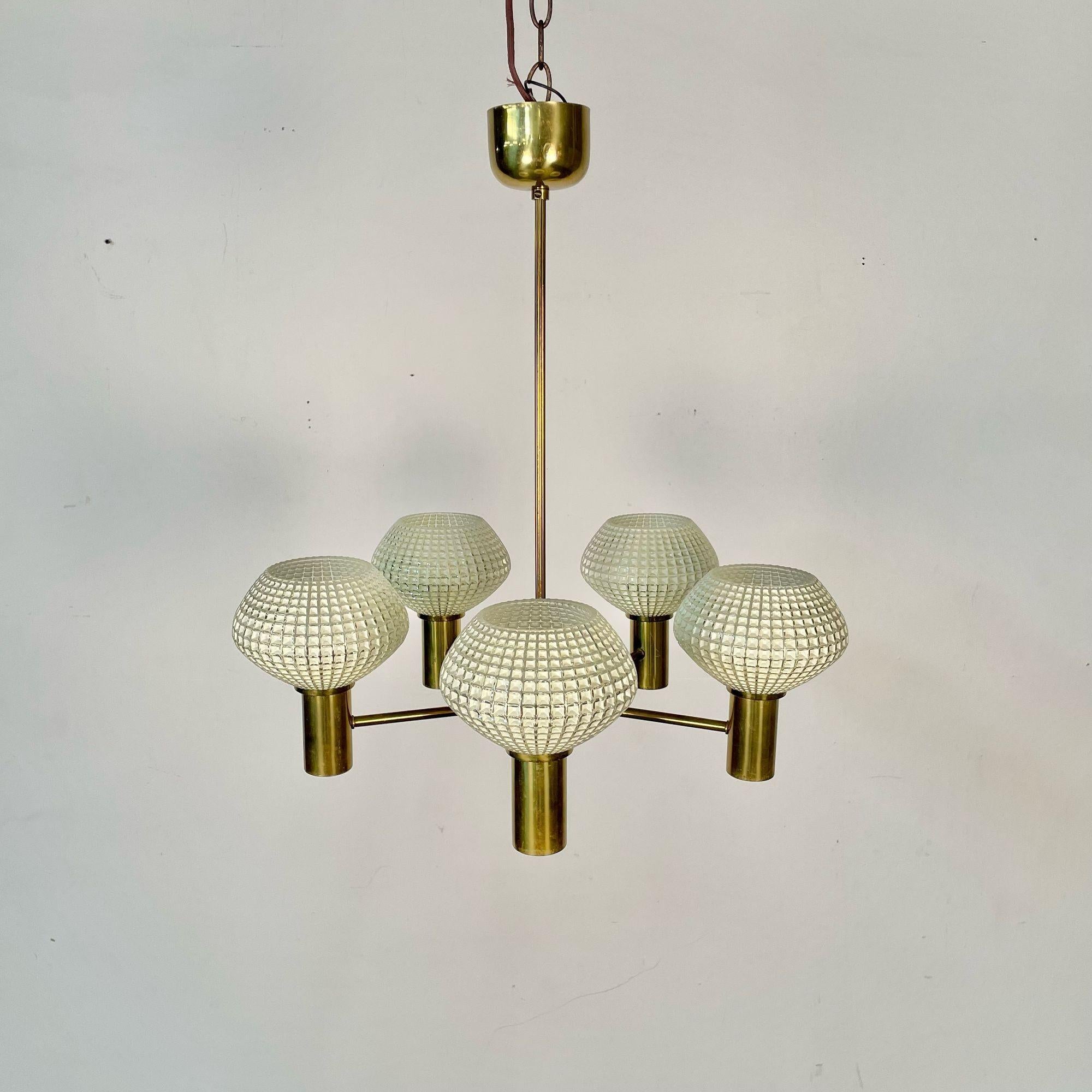 Swedish Mid-Century Modern Chandelier, Five Light, Brass and Textured Glass For Sale 1