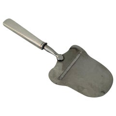 Schwedischer Mid-Century-Modern-Käseschiene
