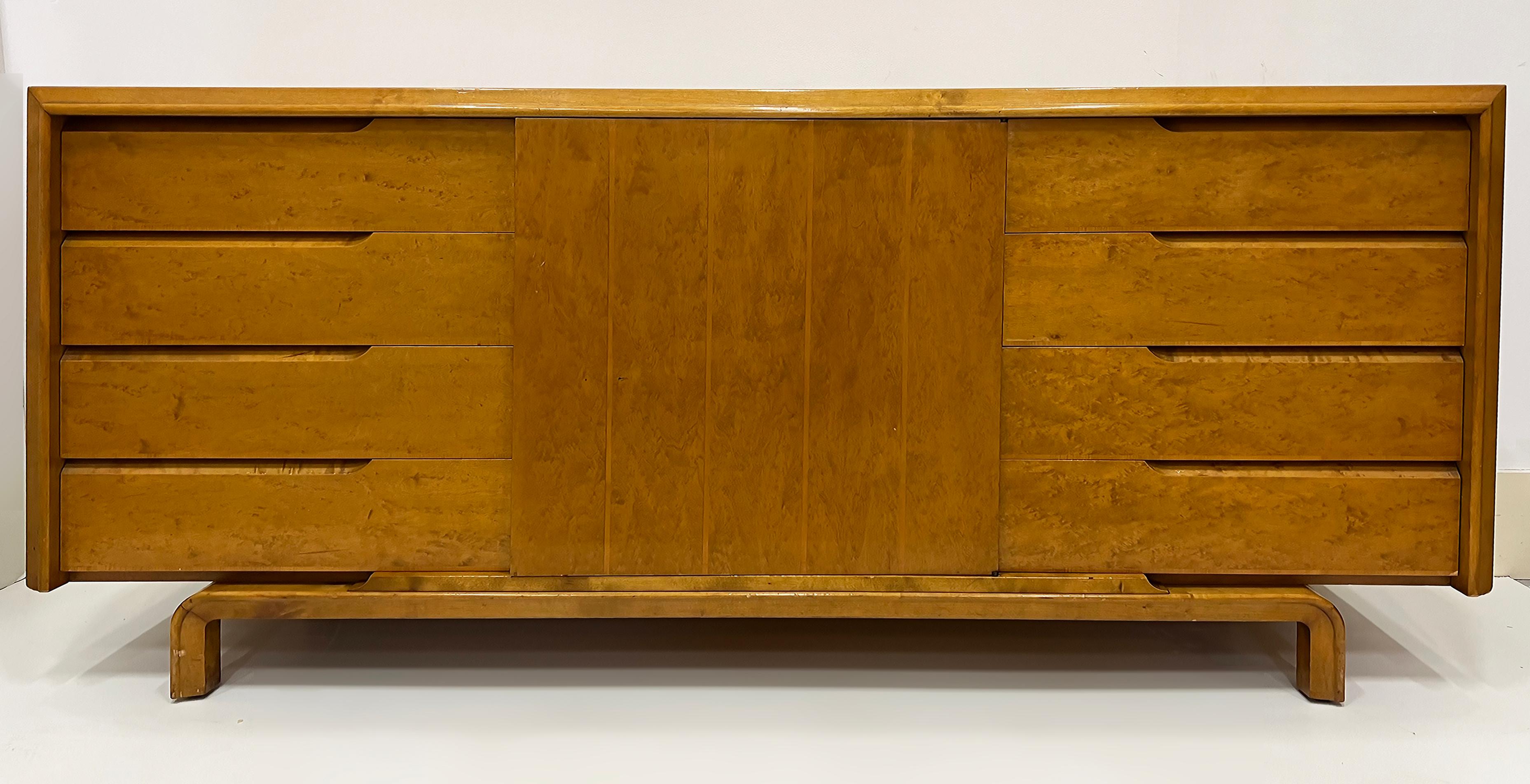  Swedish Mid-century Modern Edmond Spence Credenza with 9-drawers In Good Condition In Miami, FL