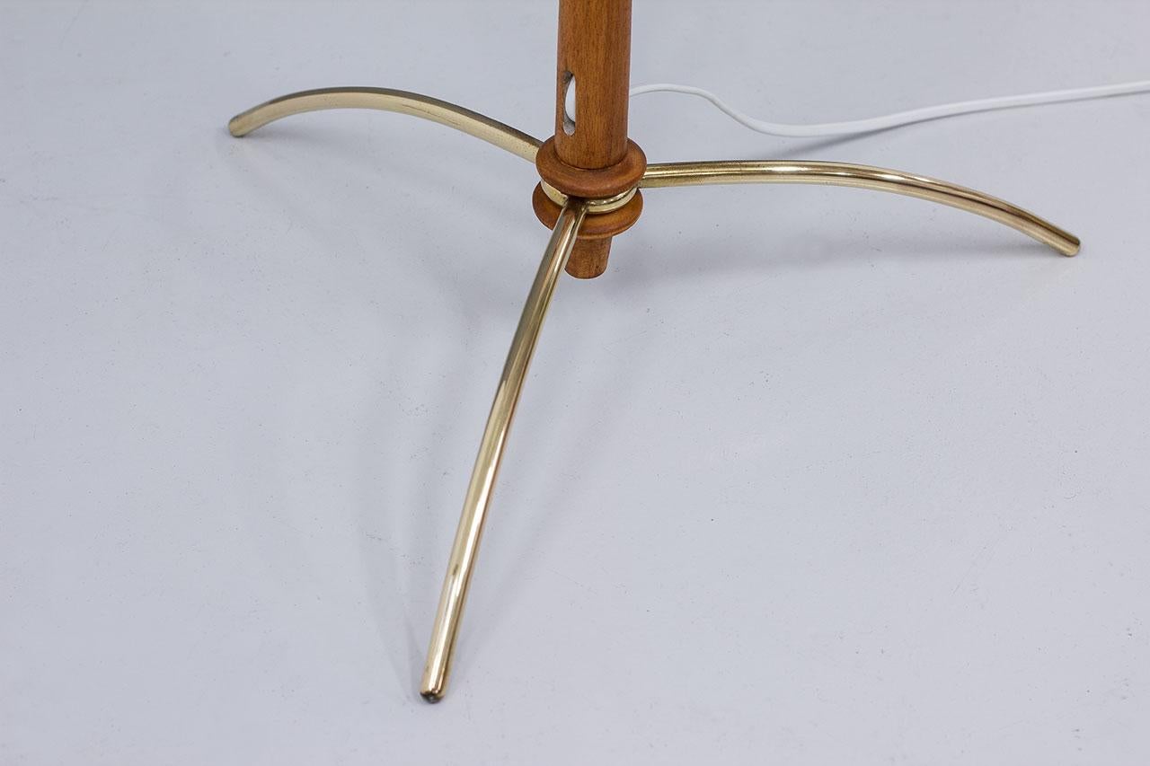 Brass Swedish Mid-Century Modern Floor Lamp by Hans-Agne Jakobsson For Sale