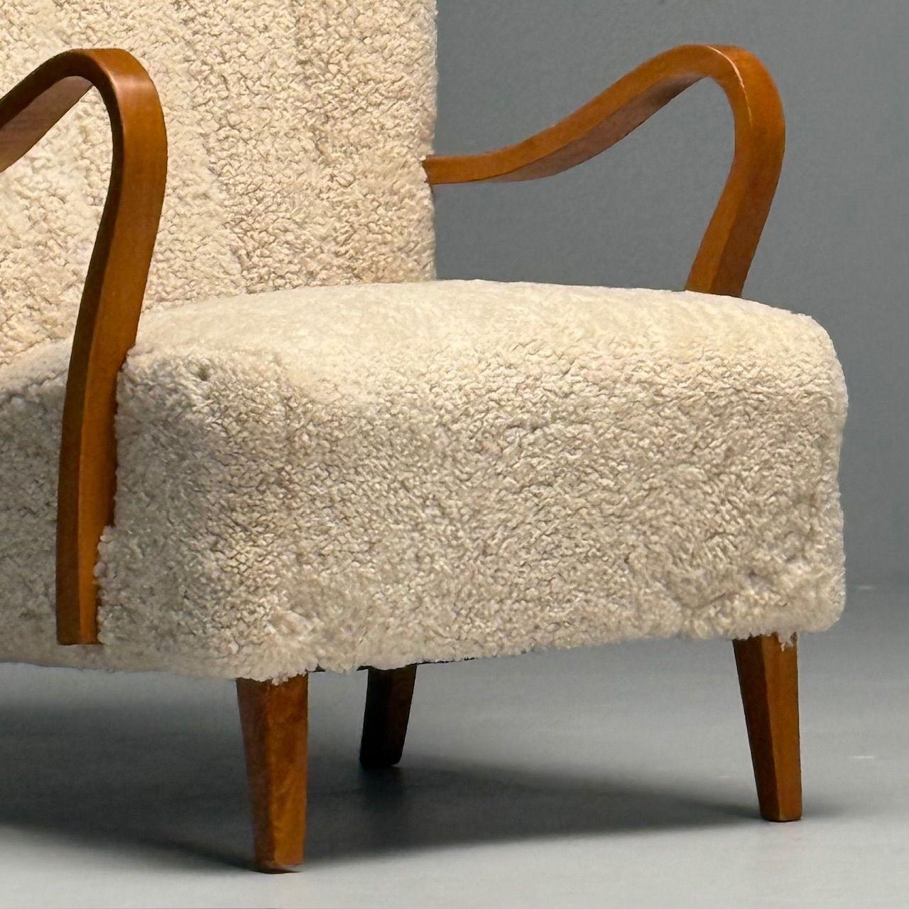 Swedish Mid-Century Modern, Lounge Chairs, Beige Sheepskin, Oak, Sweden, 1940s 6