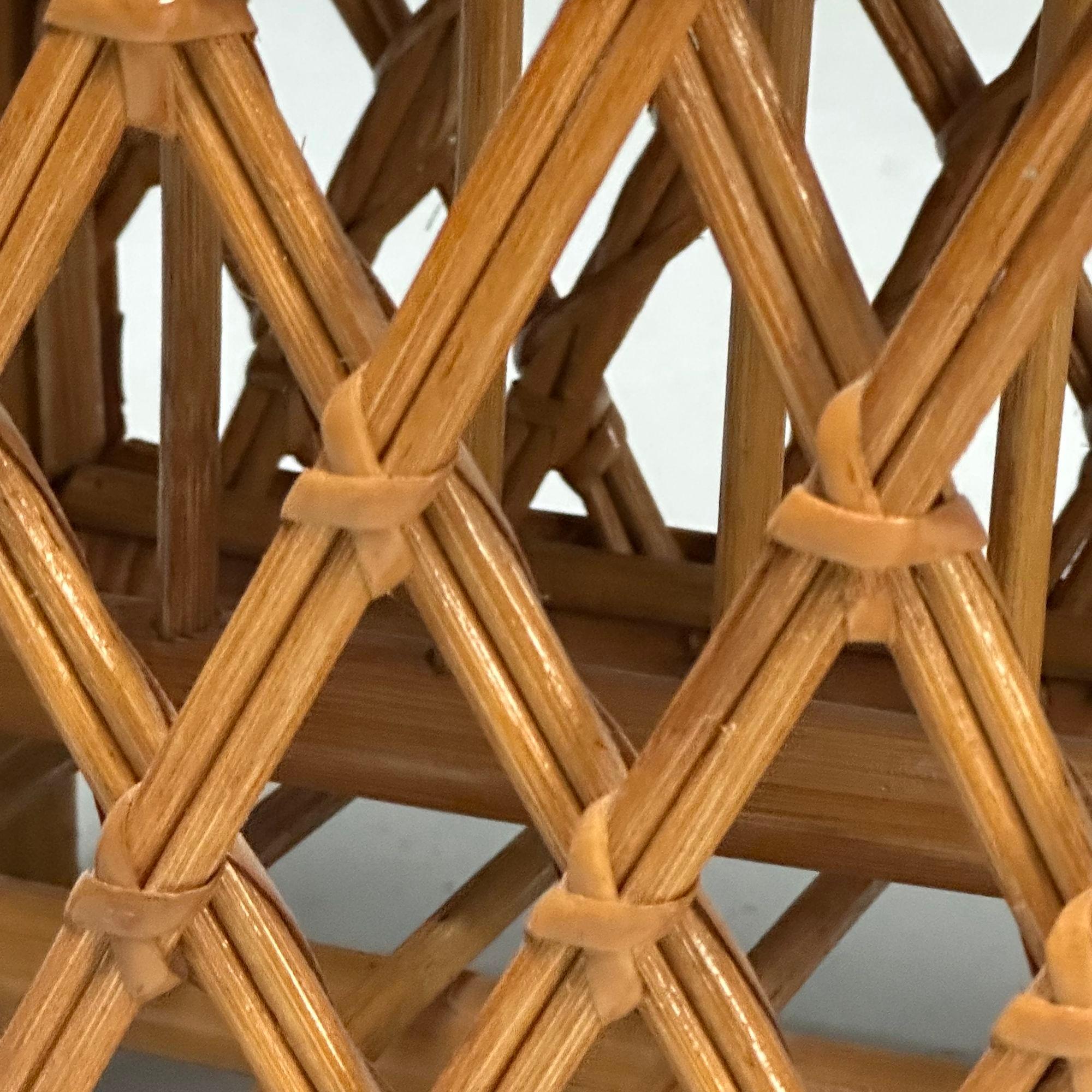 Portariviste svedese di metà secolo, bambù, rattan, Svezia, anni '60 in vendita 1