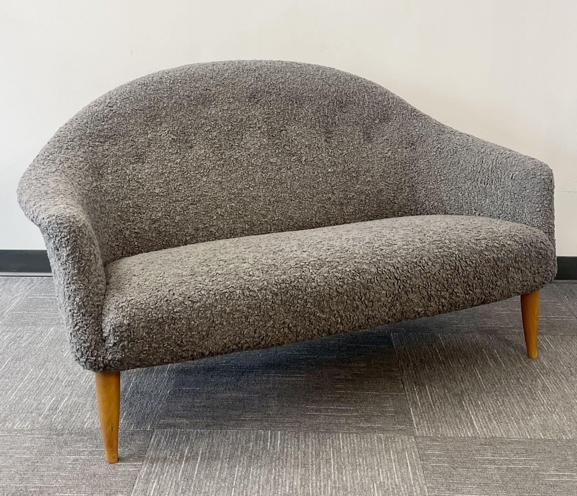 Swedish Mid-Century Modern 'Paradiset' Sofa, Kerstin Hörlin-Holmquist, Sheepskin For Sale 6