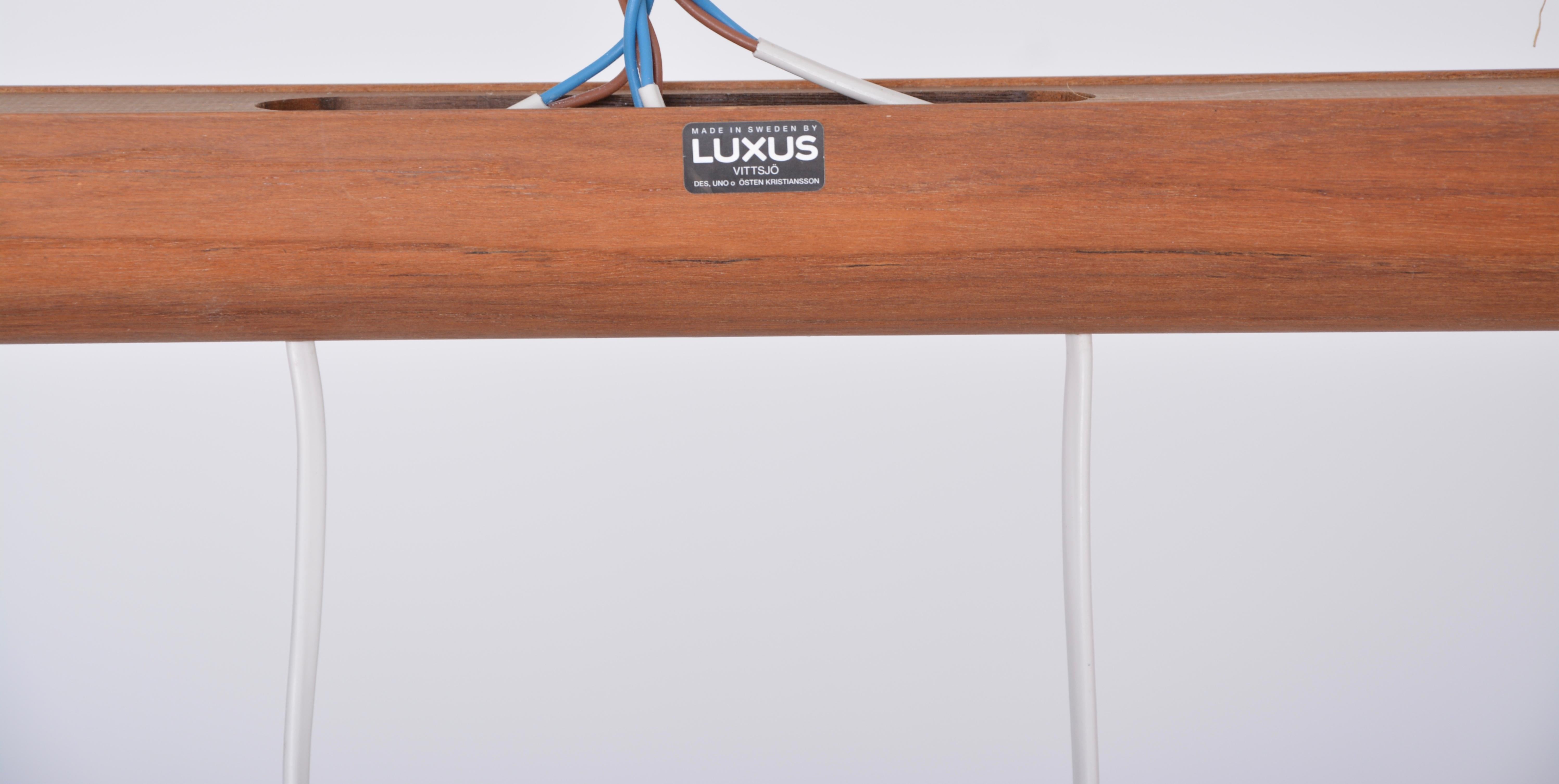 Lampada a sospensione svedese del Mid-Century Modern di Uno & Östen Kristiansson per Luxus in vendita 4