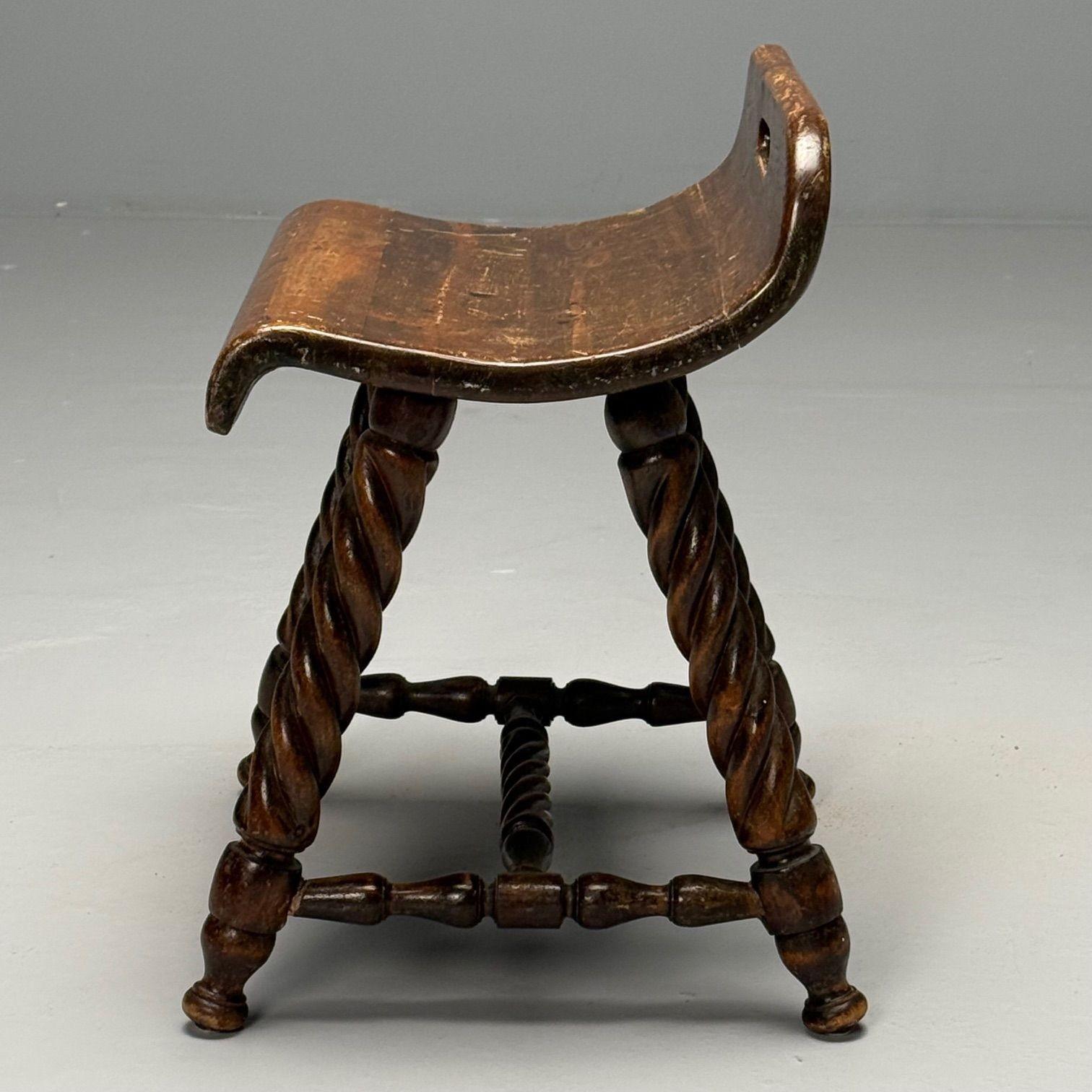 Sgabello da mungitura svedese di metà secolo moderno, provinciale, Oak, Svezia, 1900 in vendita 1