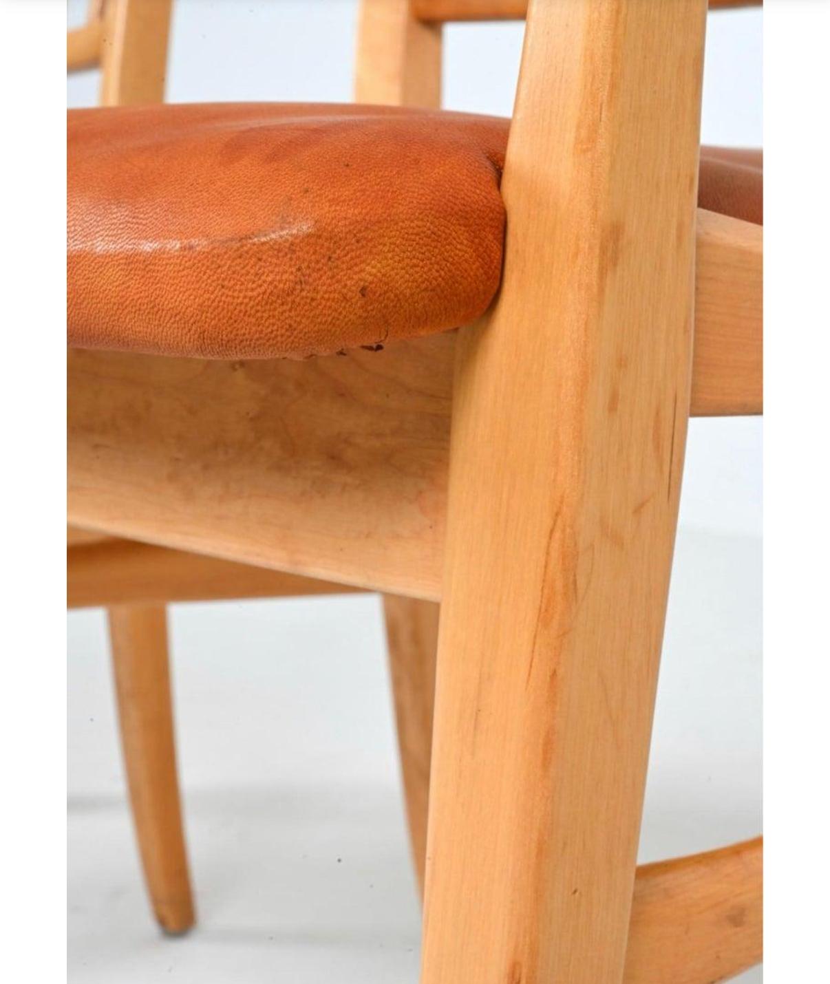 Swedish Mid Century Modern slat back dining chairs designed by Carl Malmsten Sueco en venta