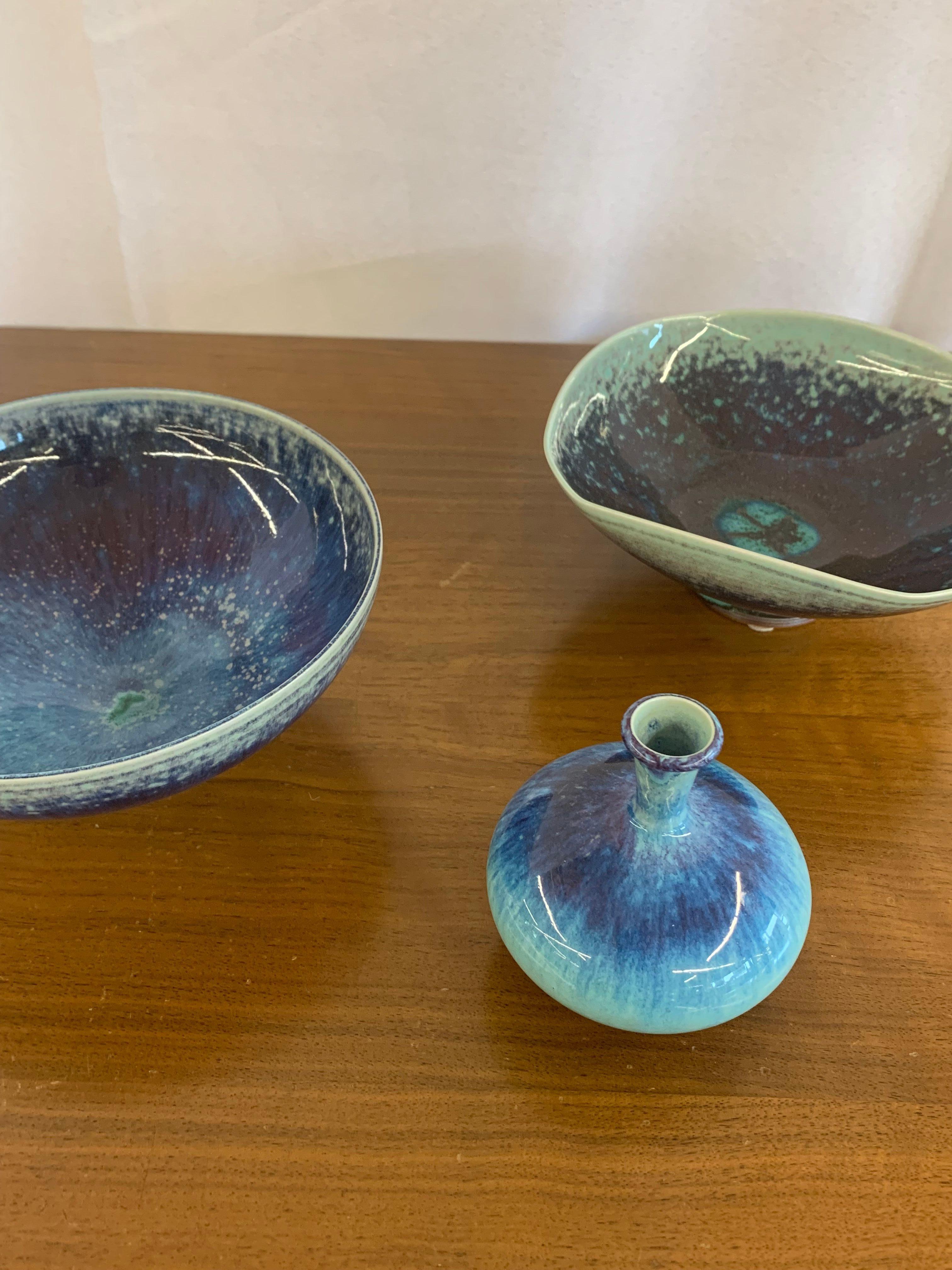 Berndt Friberg, Mid-Century Modern, Bowls, Blue Ceramic, Sweden, 1973 For Sale 1