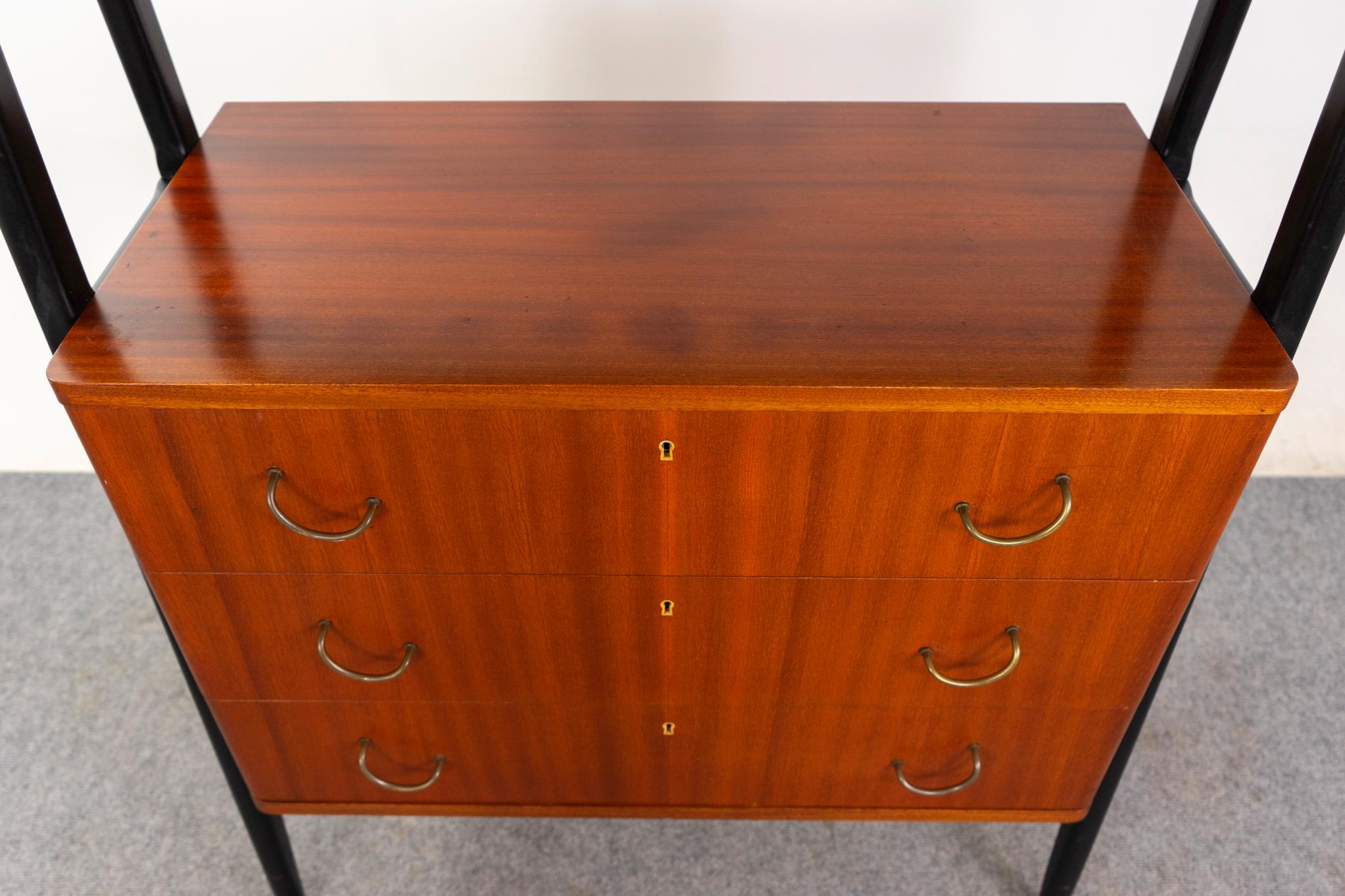 Swedish Mid-Century Modern Tall Mahogany Bookcase/Cabinet In Good Condition For Sale In VANCOUVER, CA