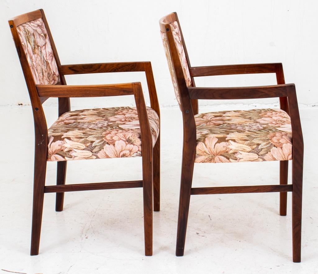 Swedish Mid-Century Modern Teak Dining Chairs, 6 In Good Condition In New York, NY