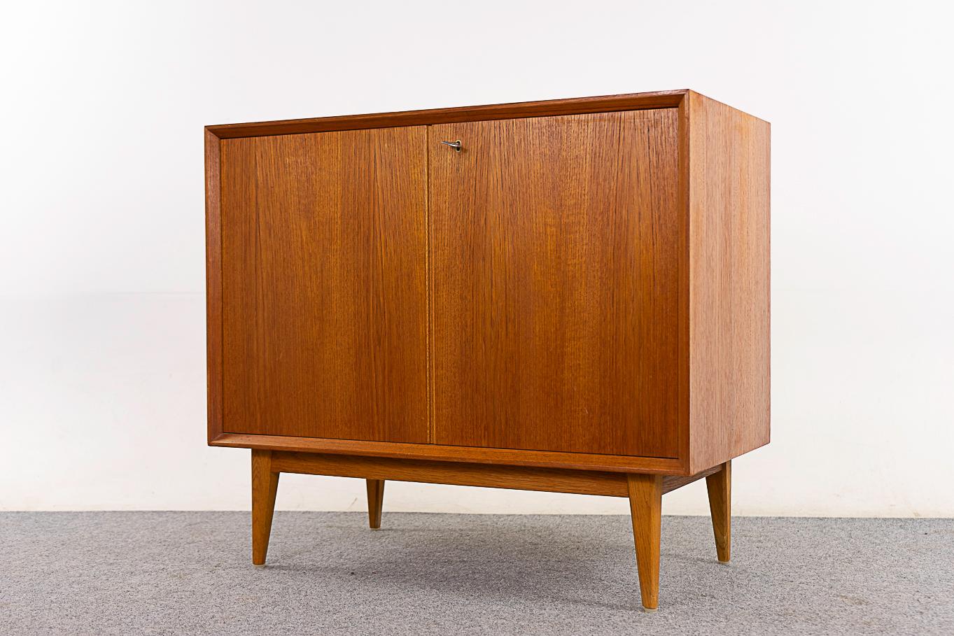 Swedish Mid-Century Modern Teak & Oak Cabinet For Sale 1