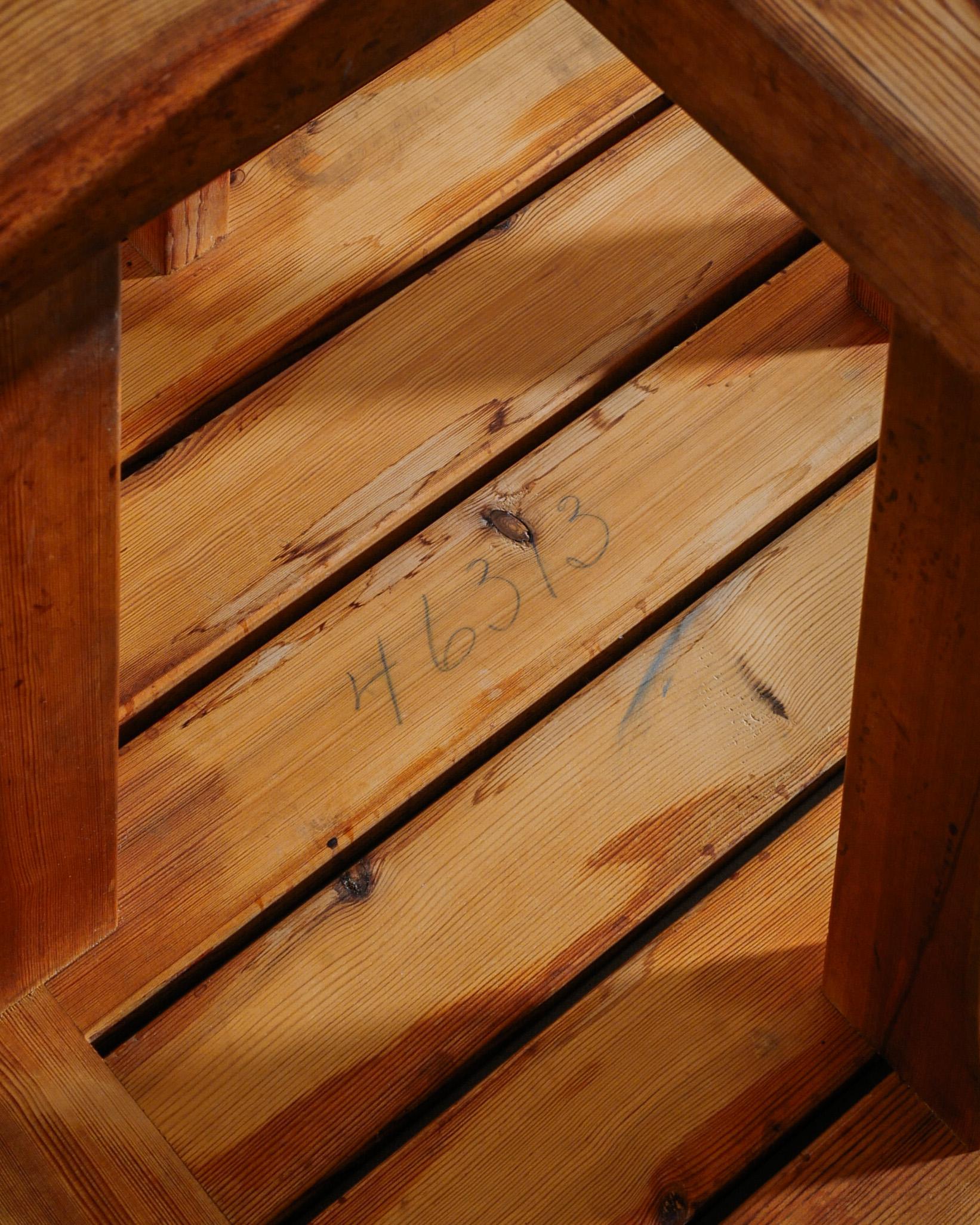 Swedish Mid Century Modern Wooden Pine Console Side Table by David Rosén, 1940s For Sale 2