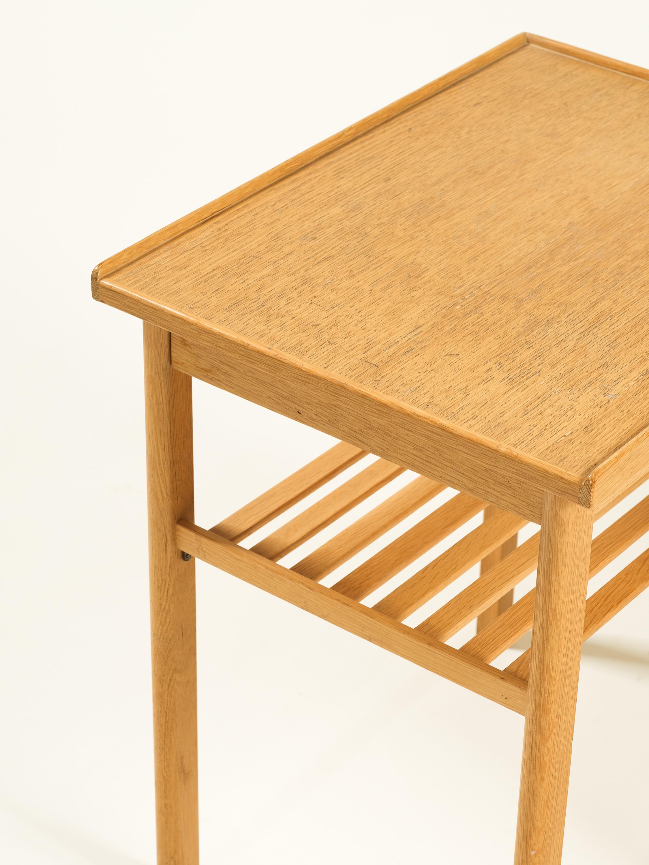 Swedish Mid-Century Oak Bedside Tables, 1960s, Set of 2 In Good Condition In Karis, Nyland