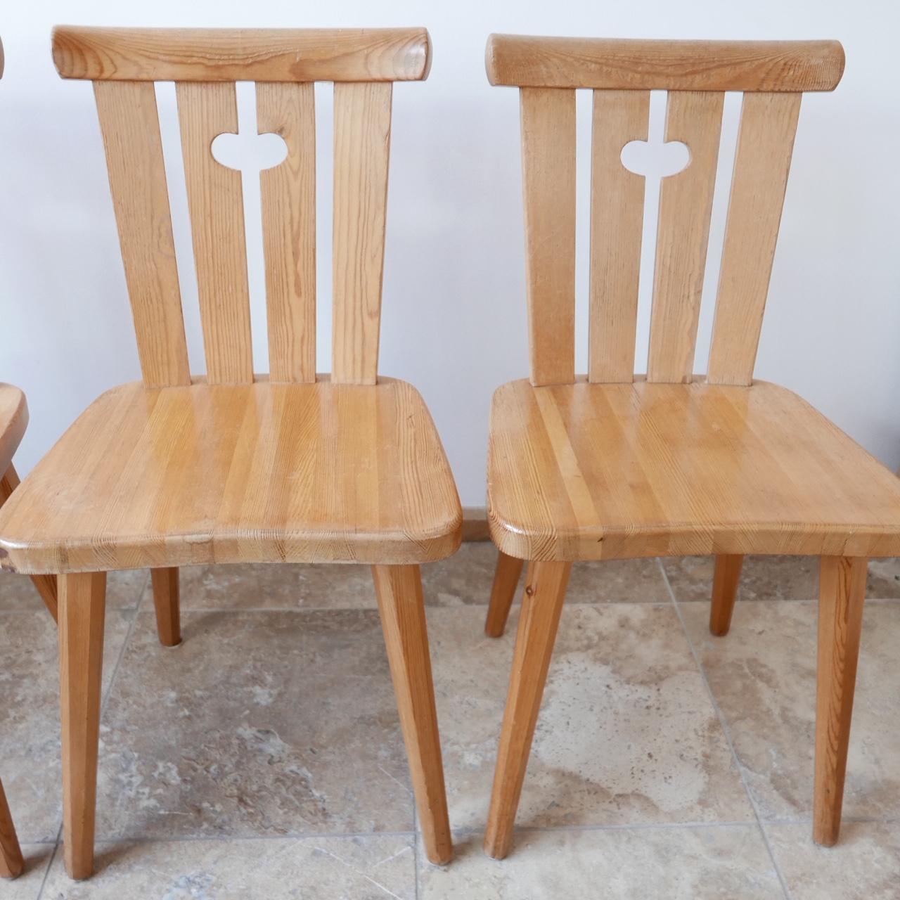 Swedish Midcentury Pine Dining Chairs '8' In Good Condition In London, GB