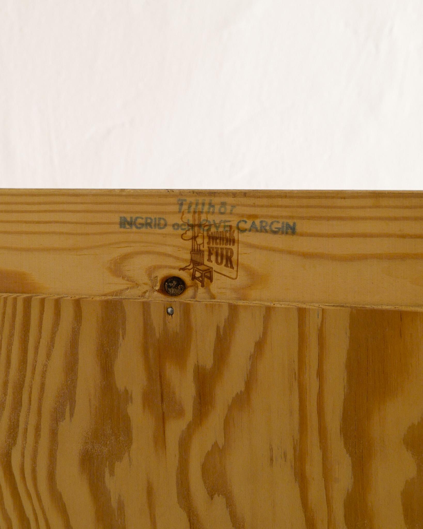 Swedish Mid Century Pine Wood Cabinet Dresser by Göran Malmvall Produced 1940s  4
