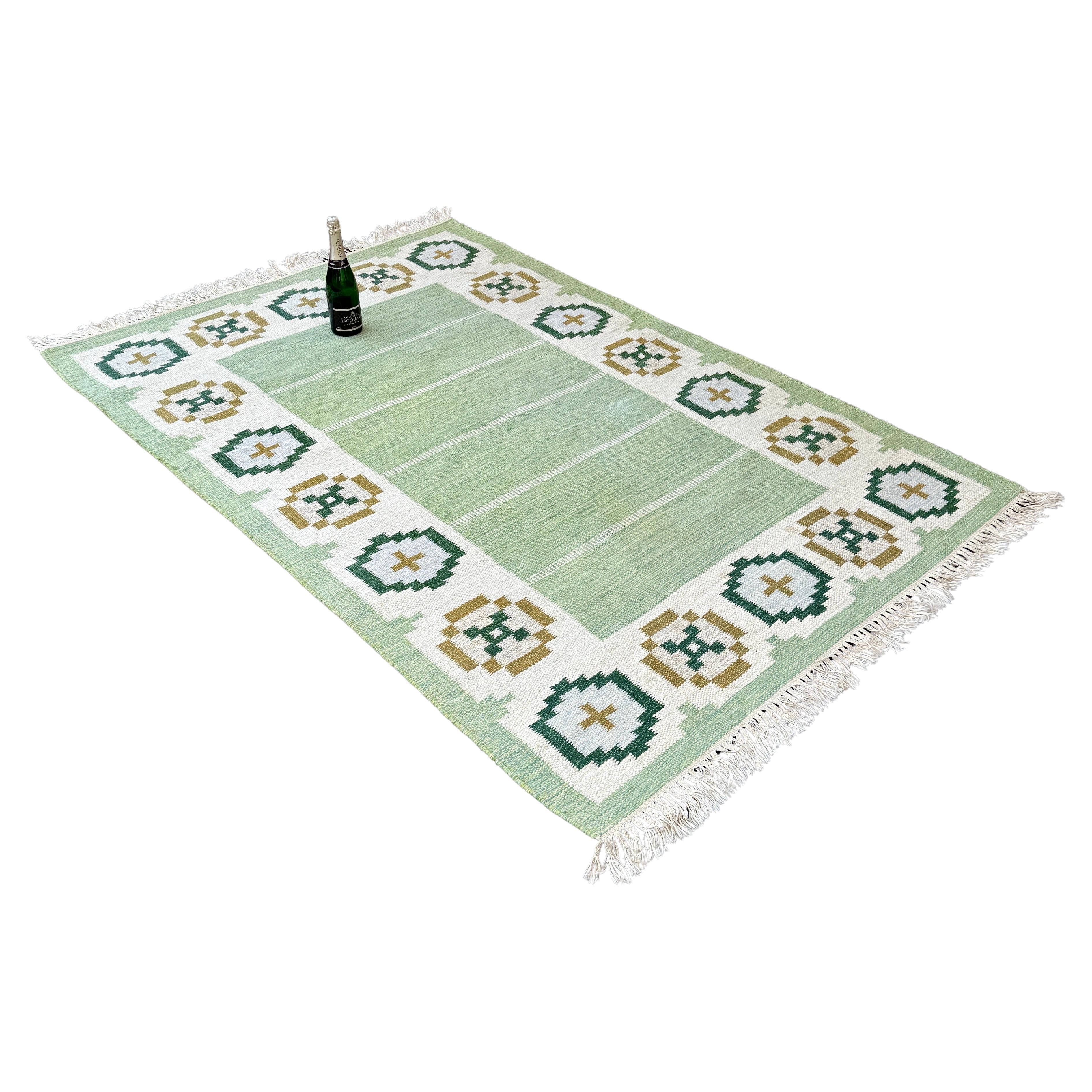 Svedese Tappeto svedese di metà secolo Rölakan Tessuto a mano in lana in vendita