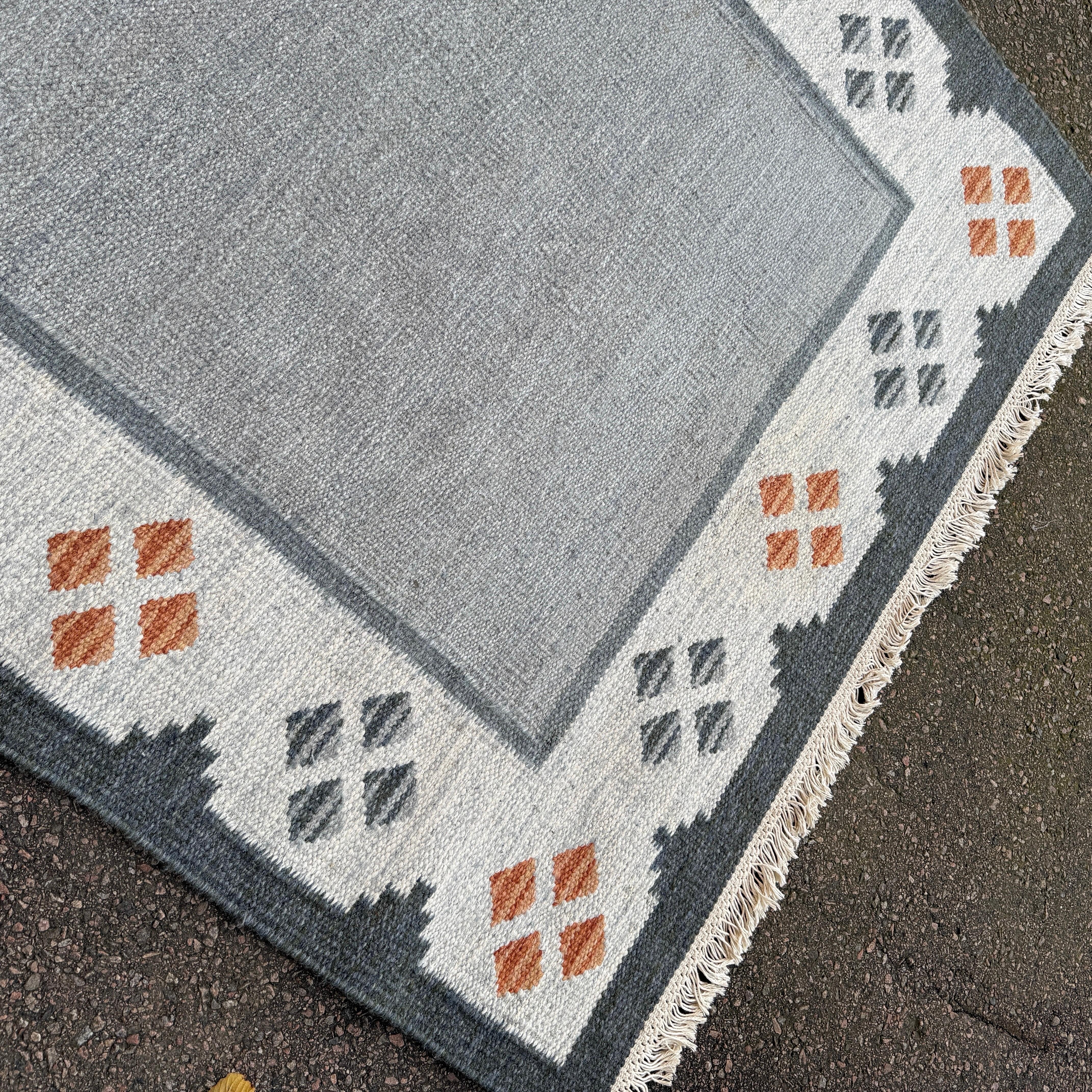 Tappeto svedese di metà secolo Rölakan Tessuto a mano in lana In condizioni buone in vendita a Haddonfield, NJ