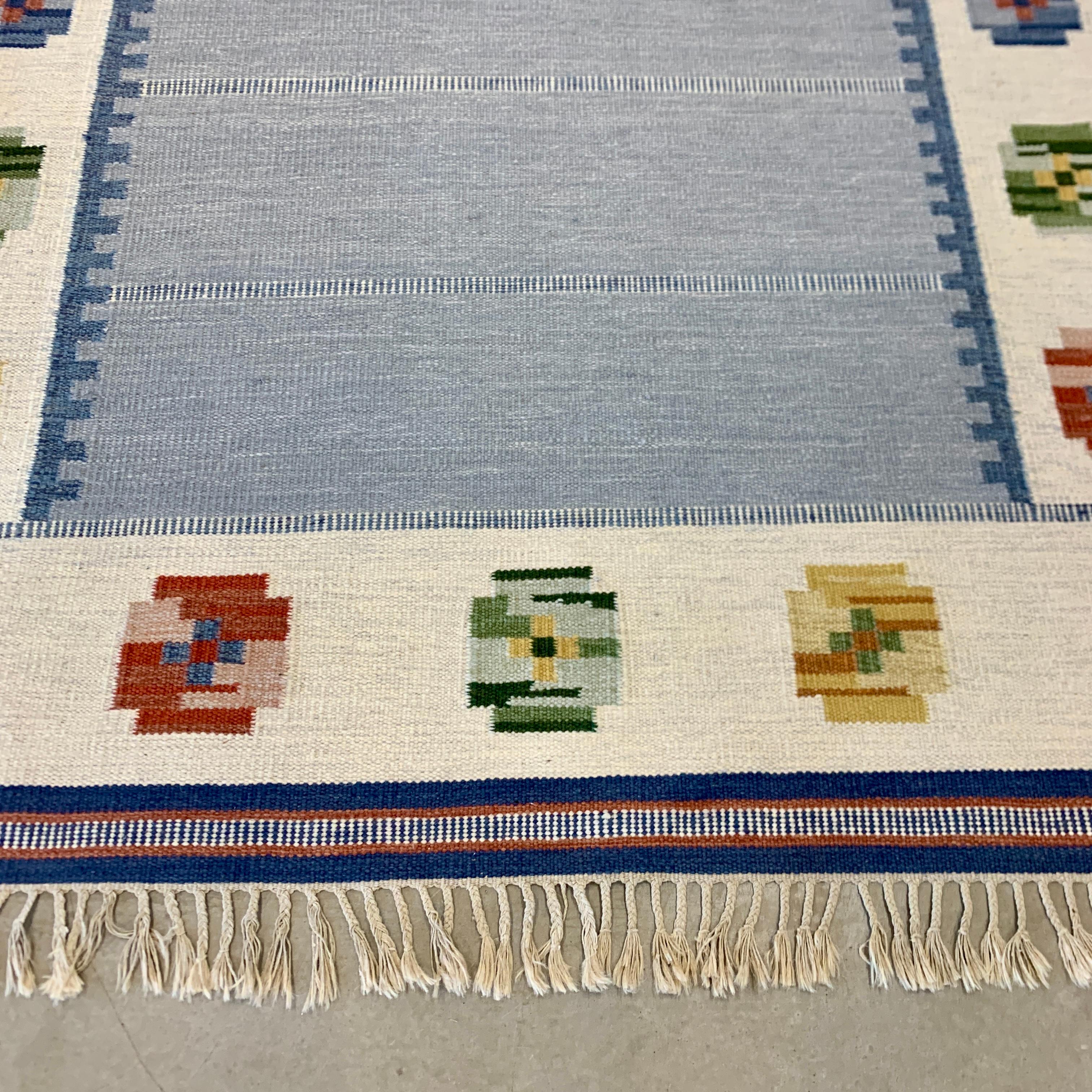Swedish Mid-Century Rölakan Rug Handwoven Wool Carpet For Sale 2