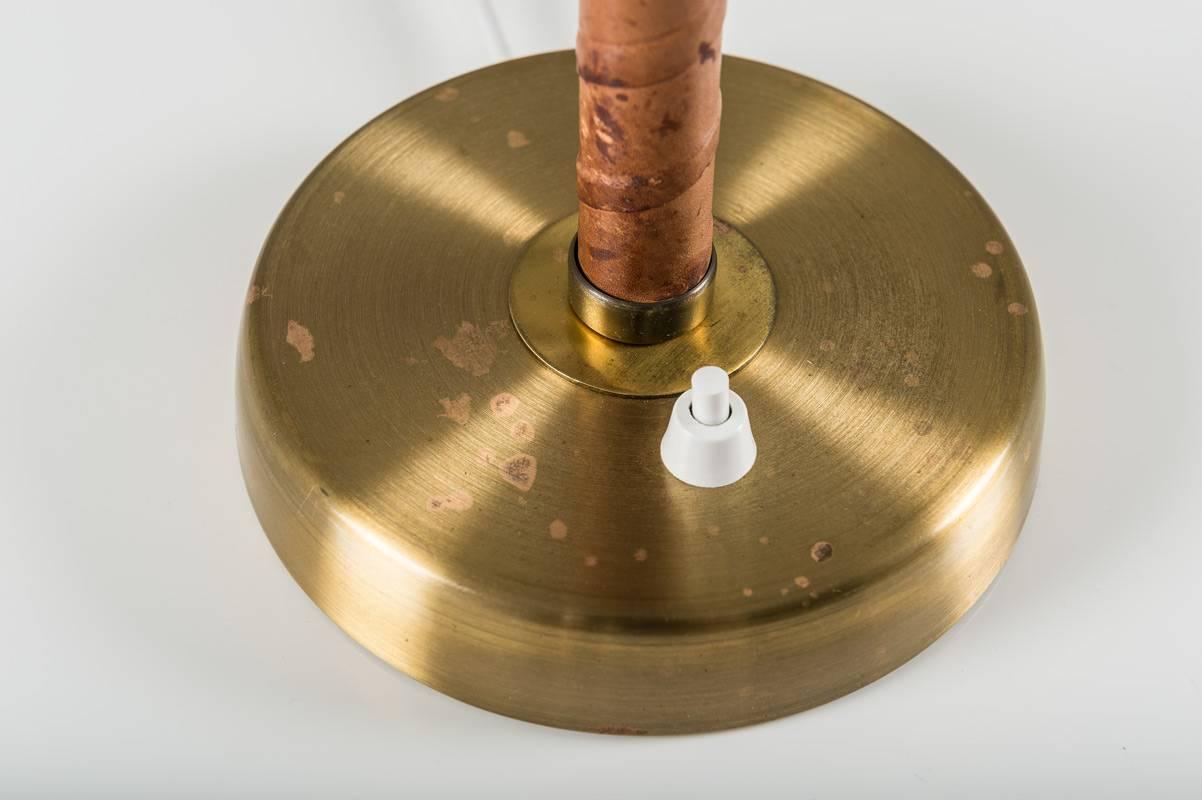 Swedish Midcentury Table Lamp in Brass and Leather by Einar Bäckström 1