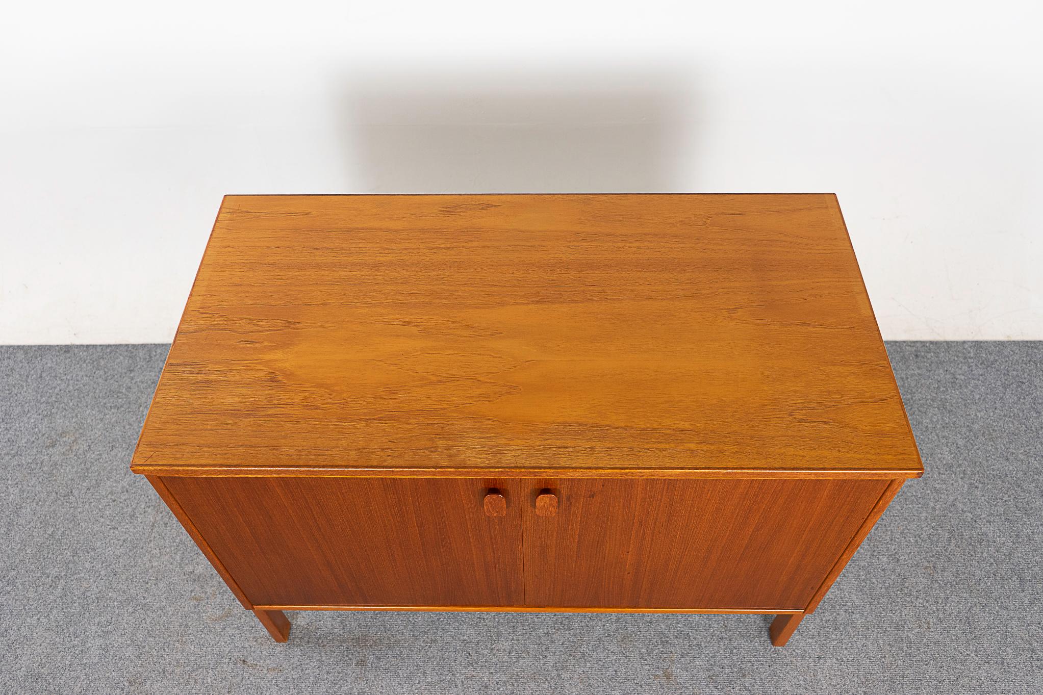 Swedish Midcentury Teak Cabinet by Ulferts 1