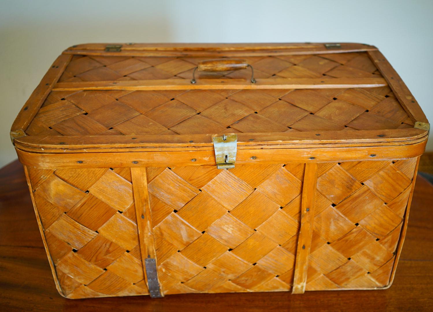 Mid-Century Modern Swedish mid century Traditional arts and crafts. Spånkorg 1980's strage box For Sale