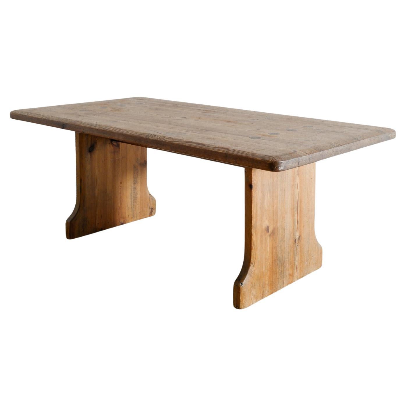 Schwedische Mid Century Holz Cabin Couchtisch in massiver Kiefer hergestellt, 1930er Jahre