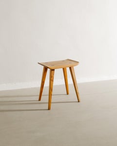 Tabouret suédois du milieu du siècle en pin et bois de Carl Malmsten produit en Suède, années 1940